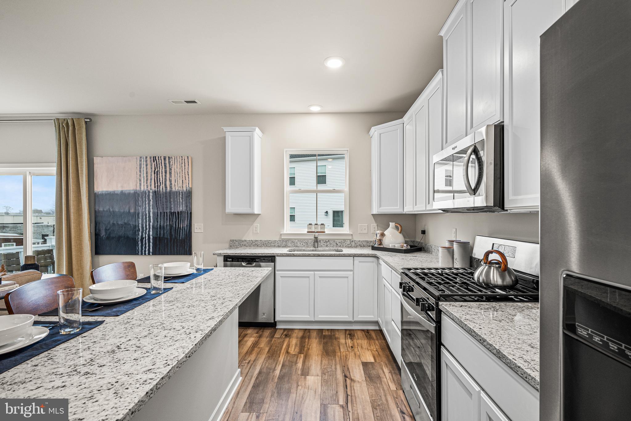 RIVER POINTE - Residential