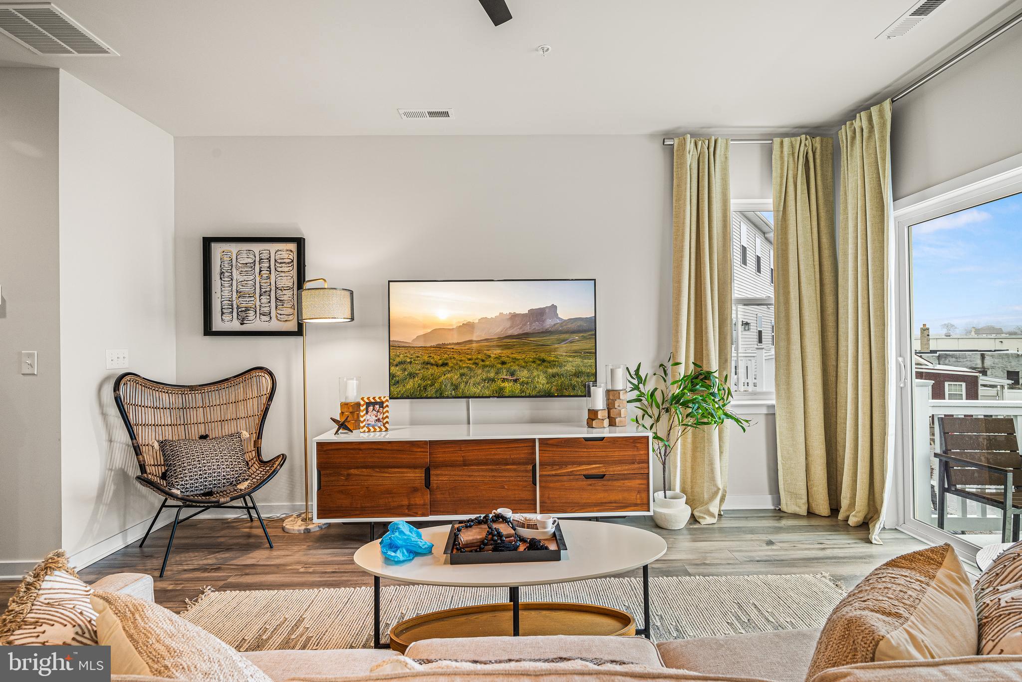 RIVER POINTE - Residential