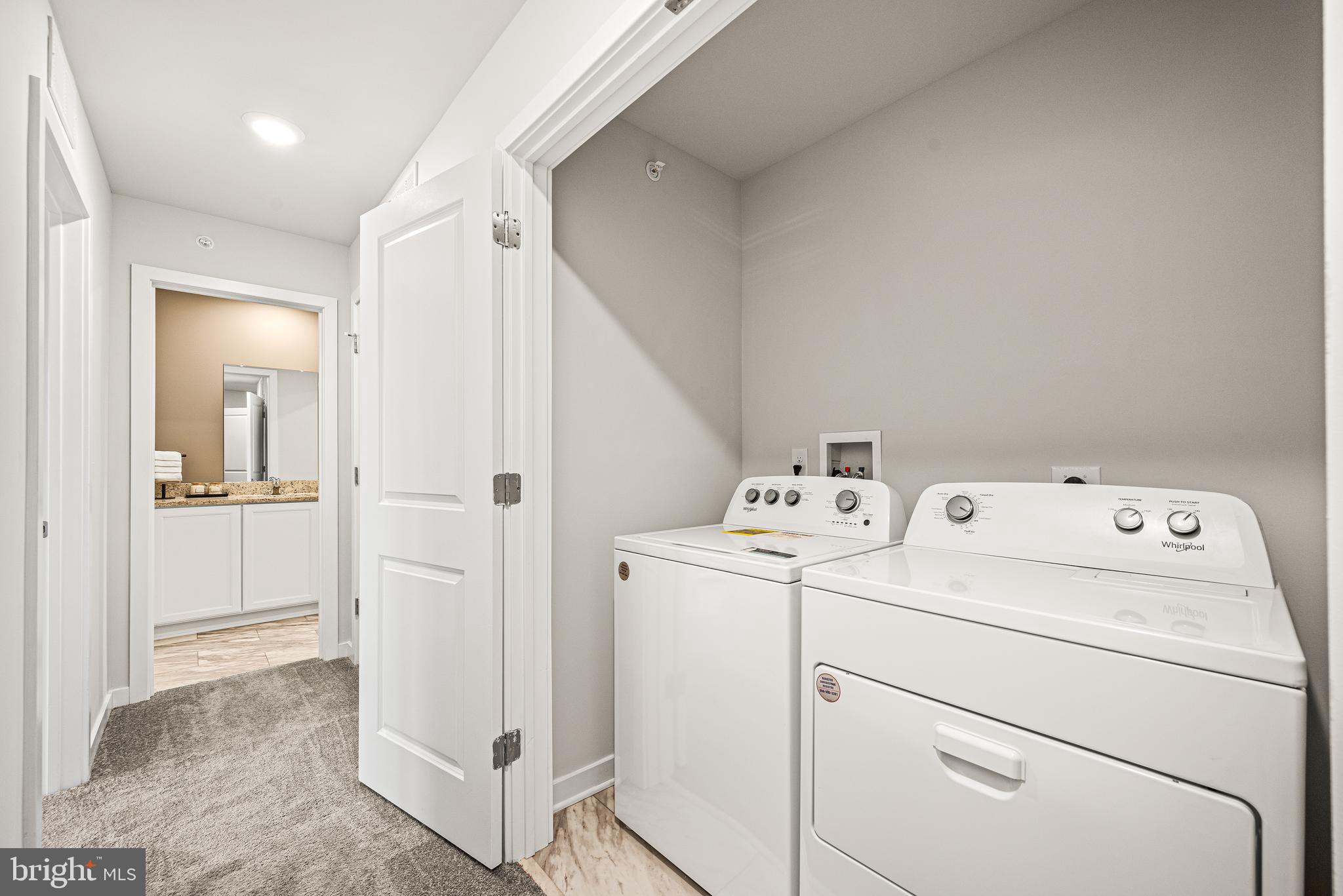 RIVER POINTE - Residential