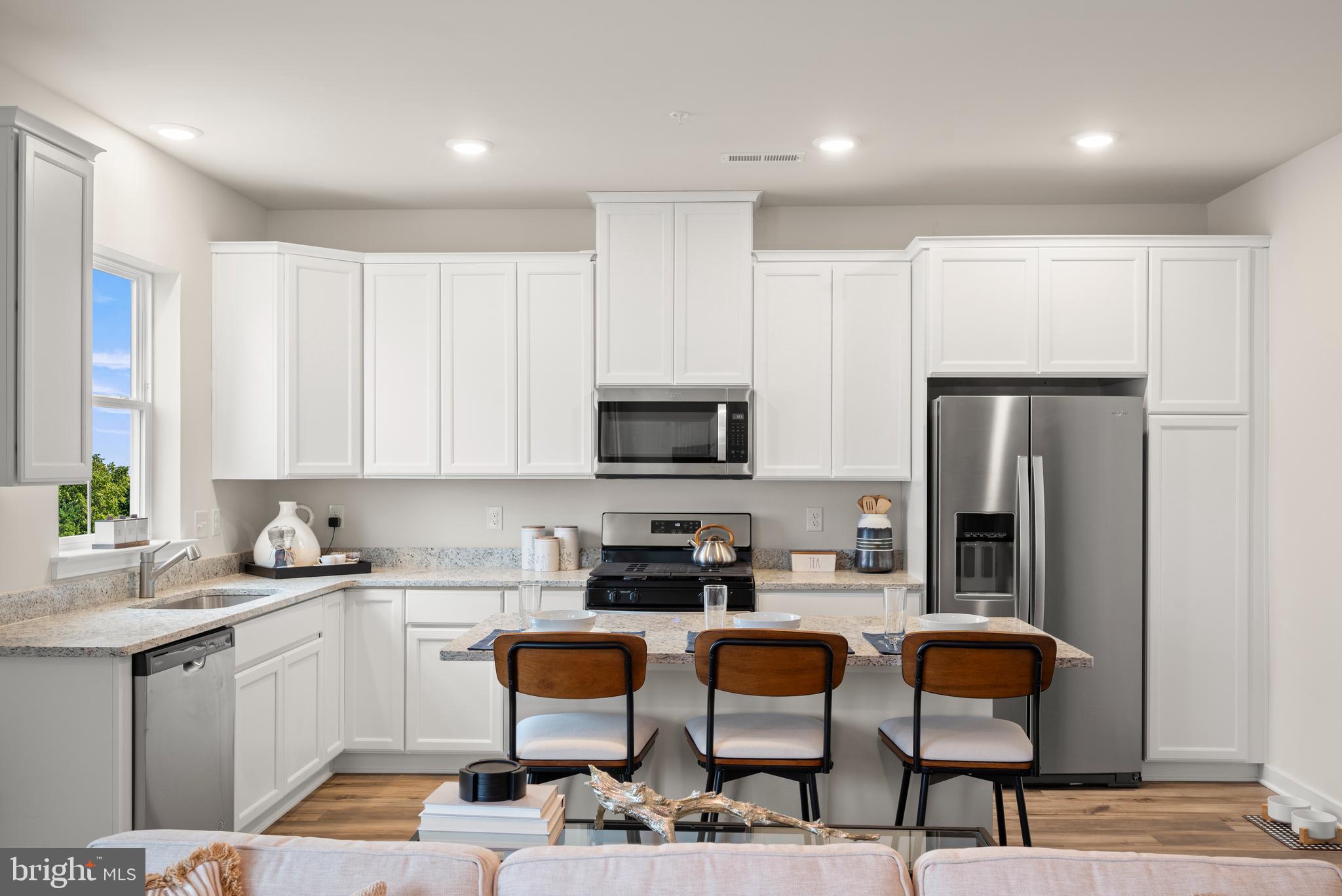 RIVER POINTE - Residential
