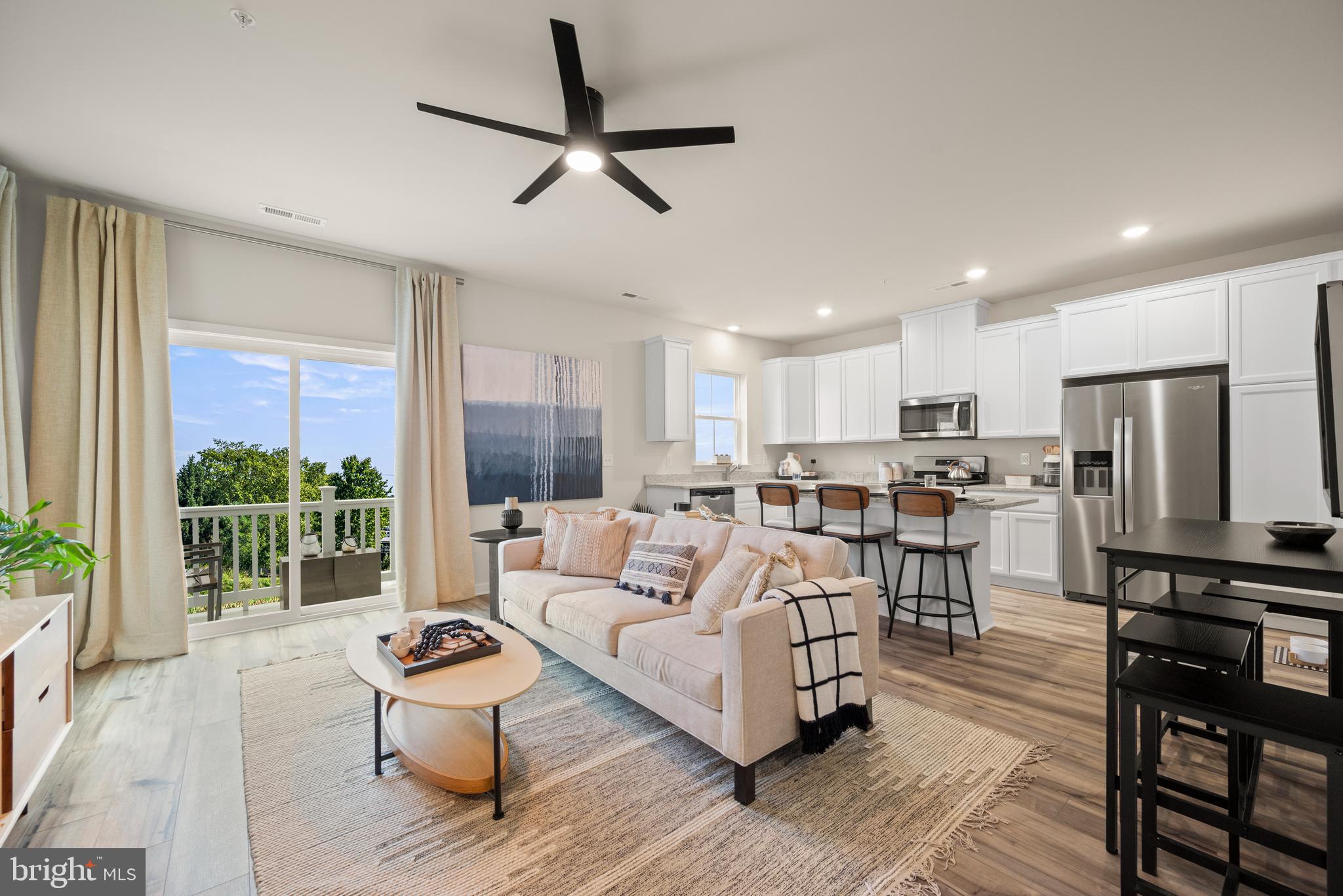 RIVER POINTE - Residential