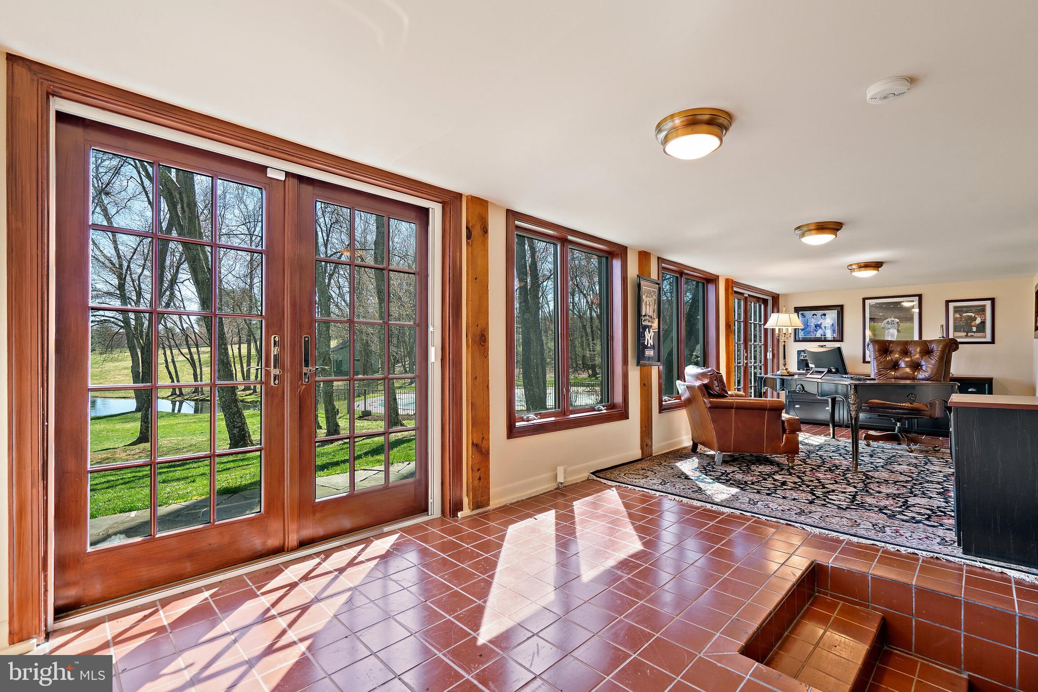 FLEETWOOD FARMS - Residential