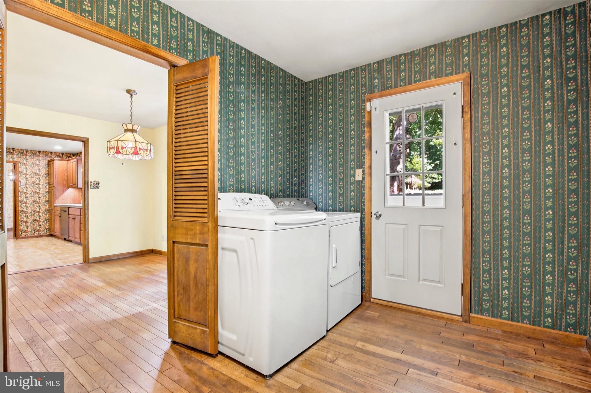 DOYLESTOWN - Residential