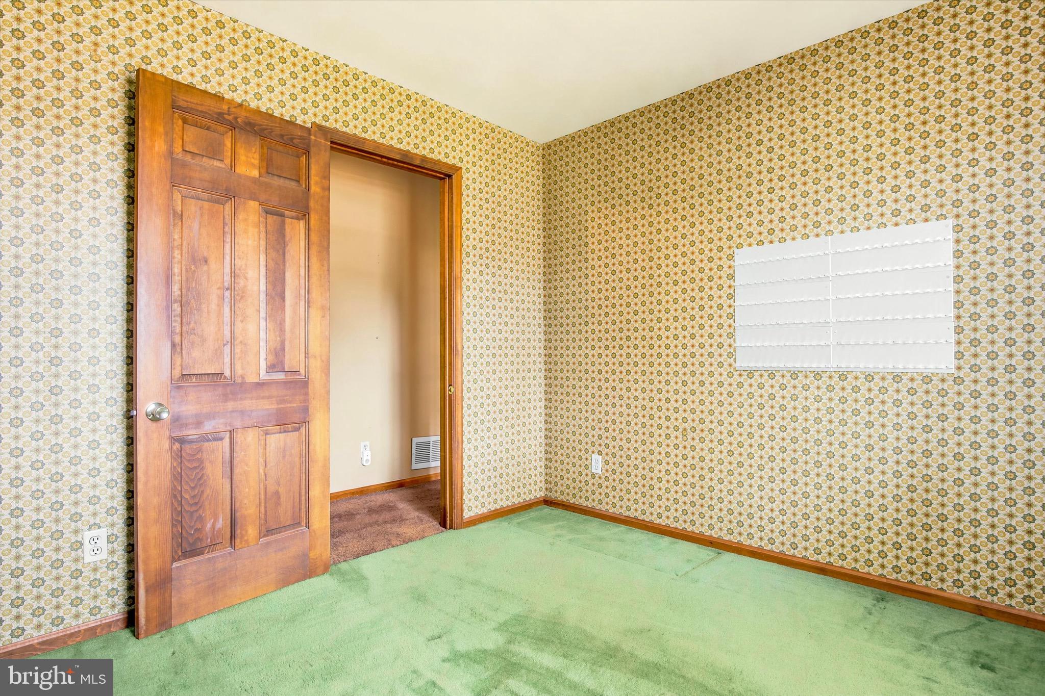 DOYLESTOWN - Residential