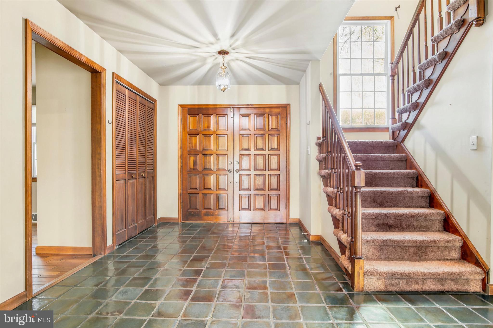 DOYLESTOWN - Residential
