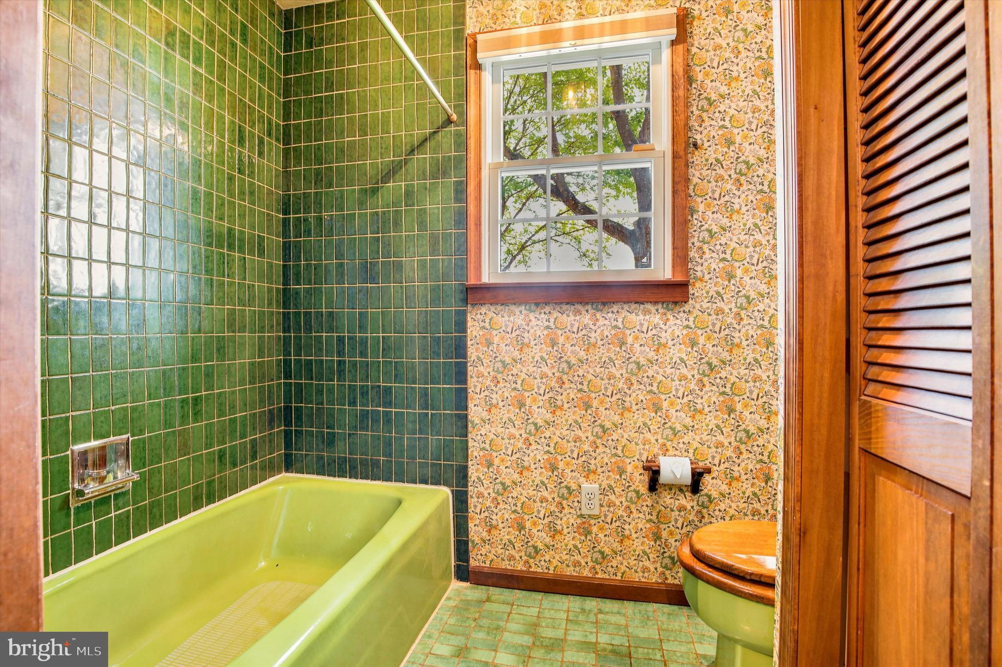 DOYLESTOWN - Residential