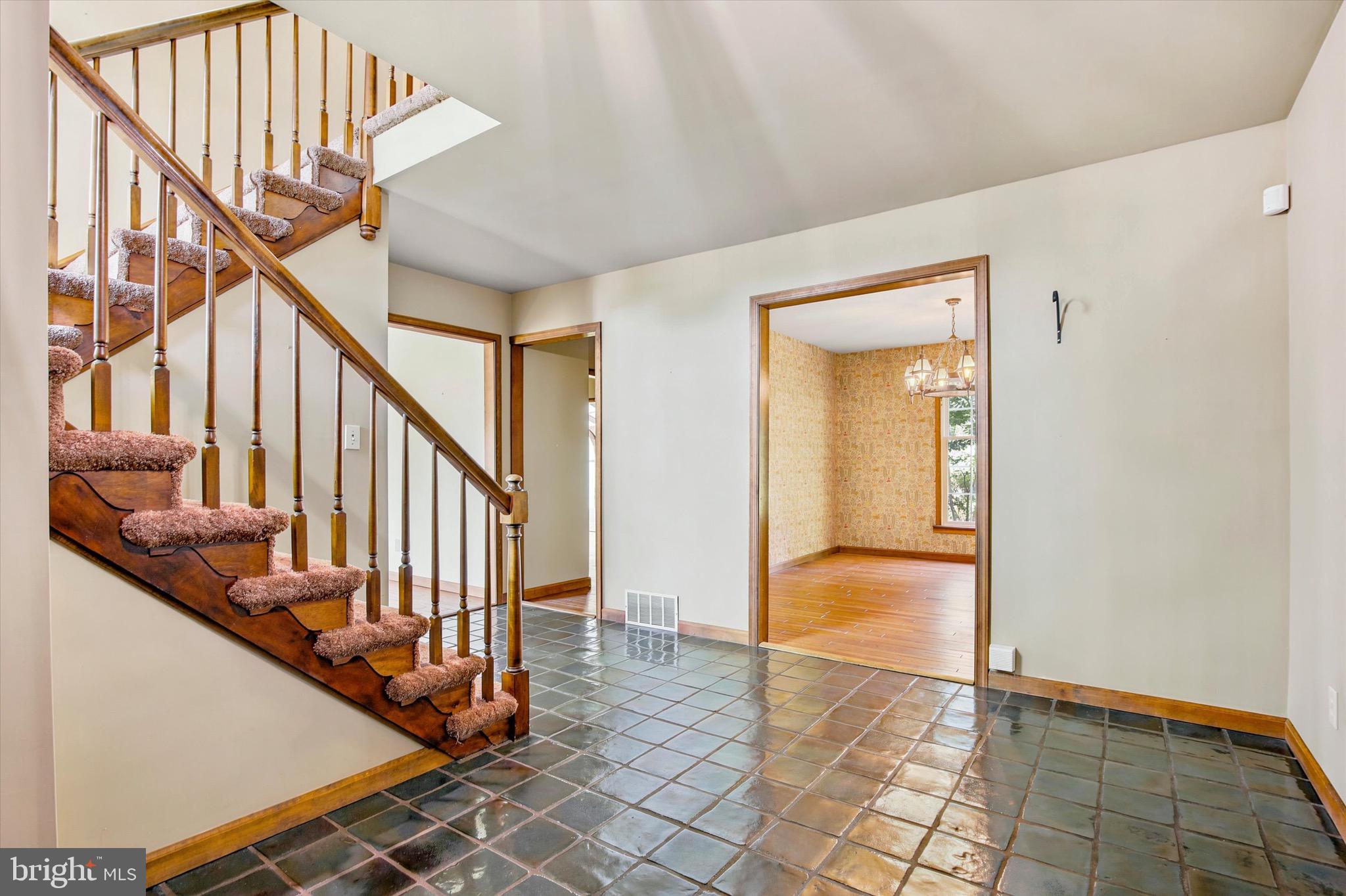 DOYLESTOWN - Residential