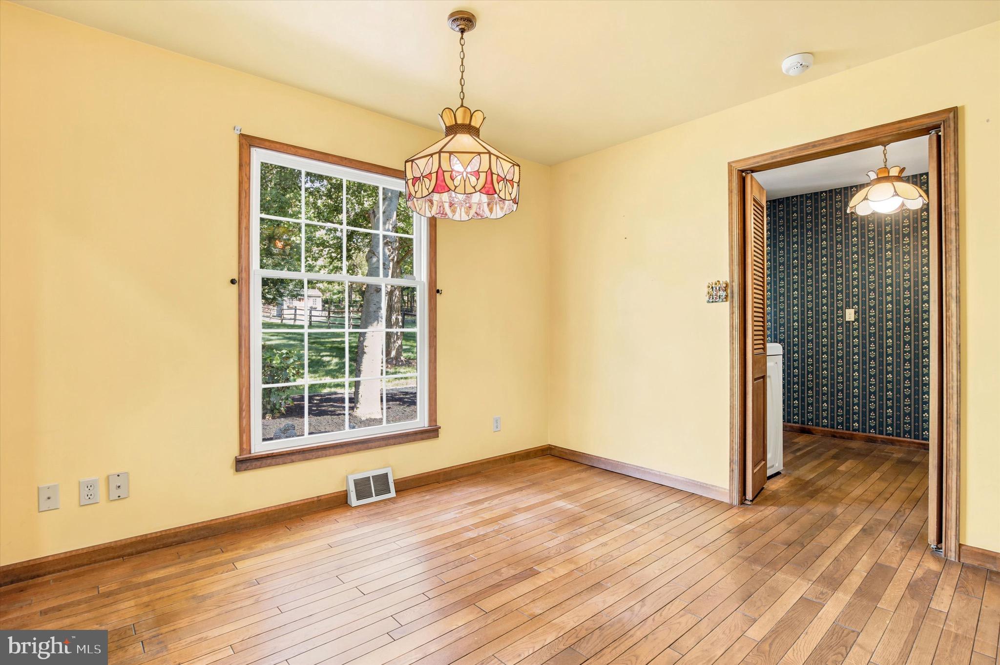 DOYLESTOWN - Residential