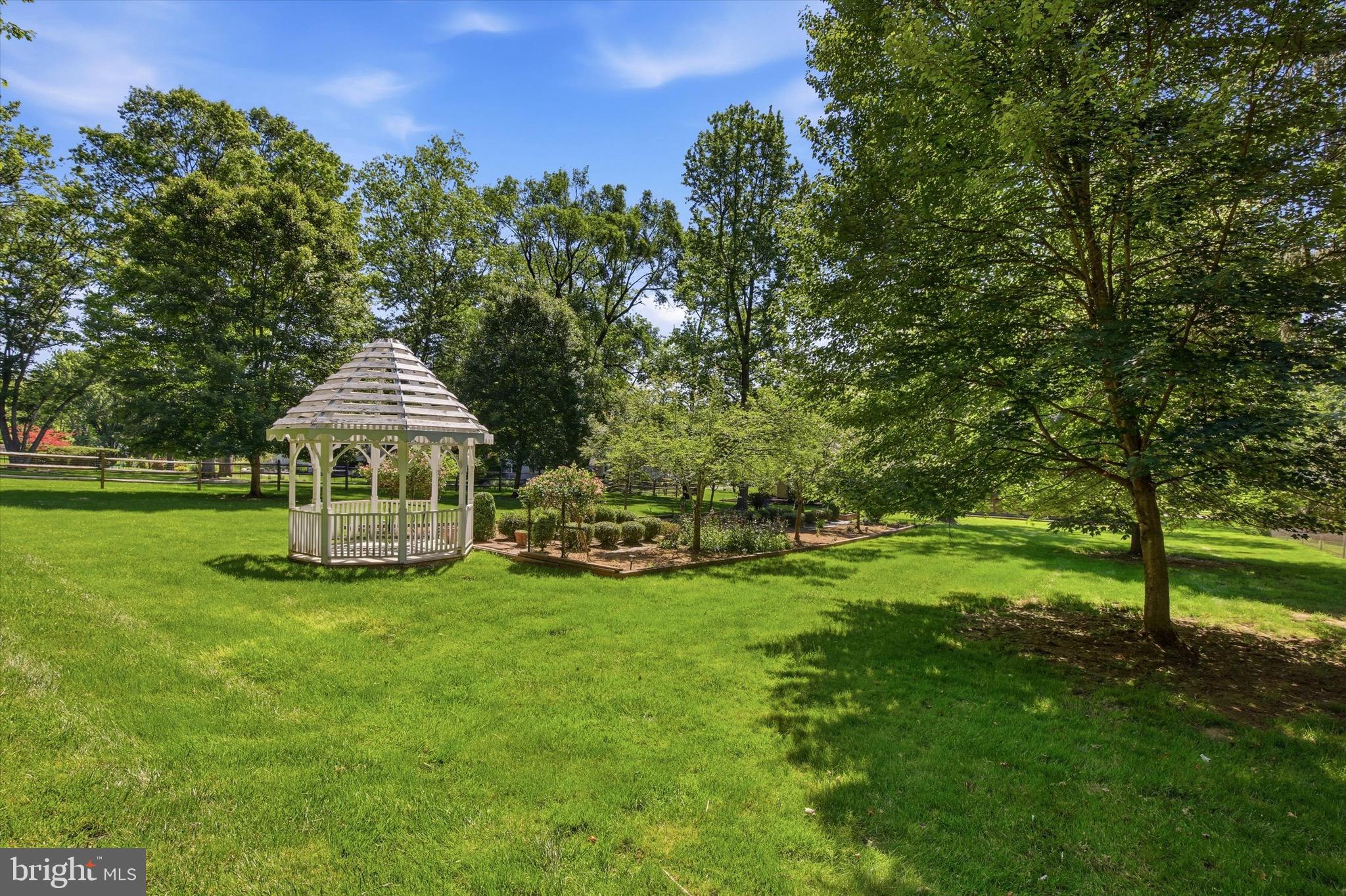 DOYLESTOWN - Residential