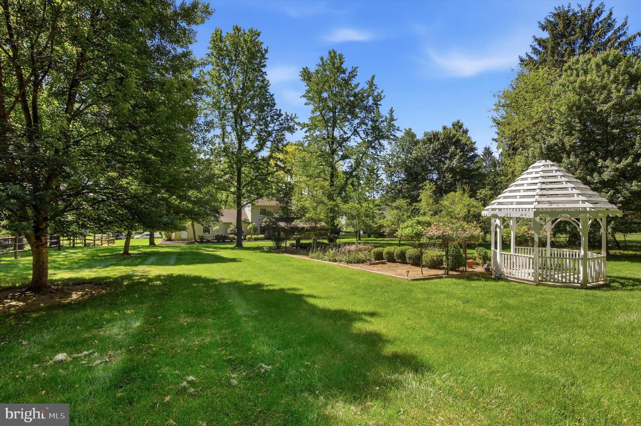 DOYLESTOWN - Residential