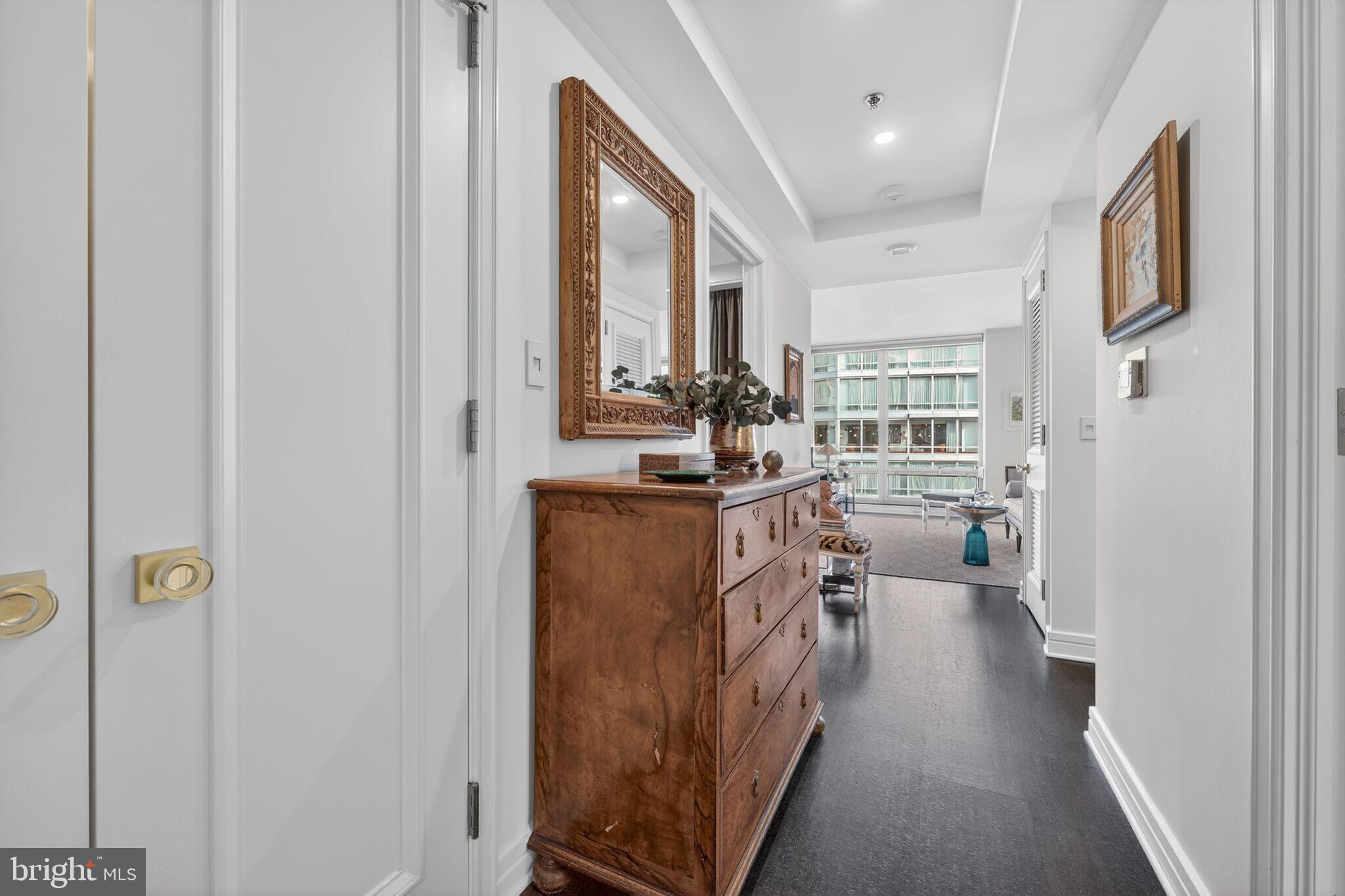 WEST END - Residential