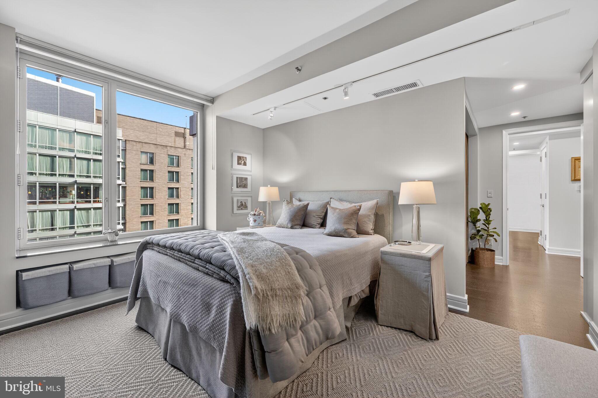 WEST END - Residential