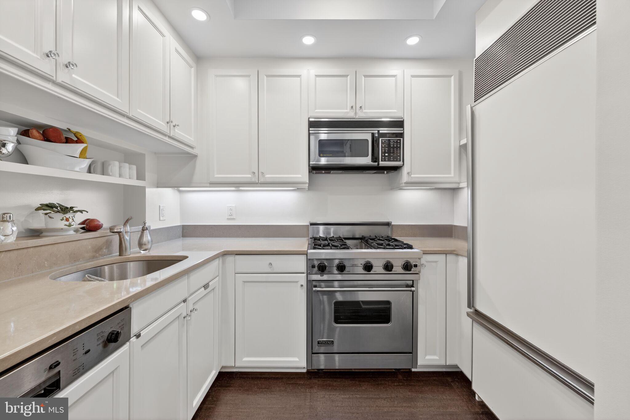 WEST END - Residential