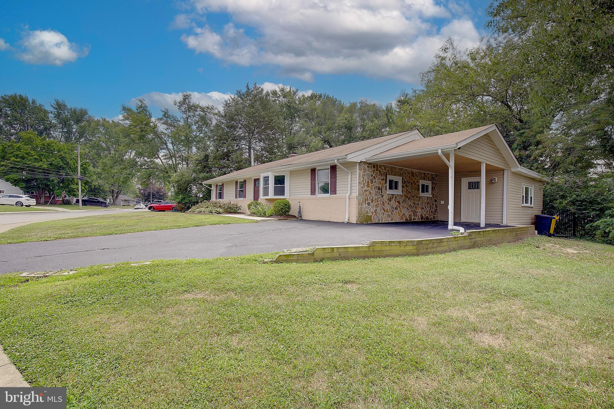 KINGS HEIGHTS - Residential