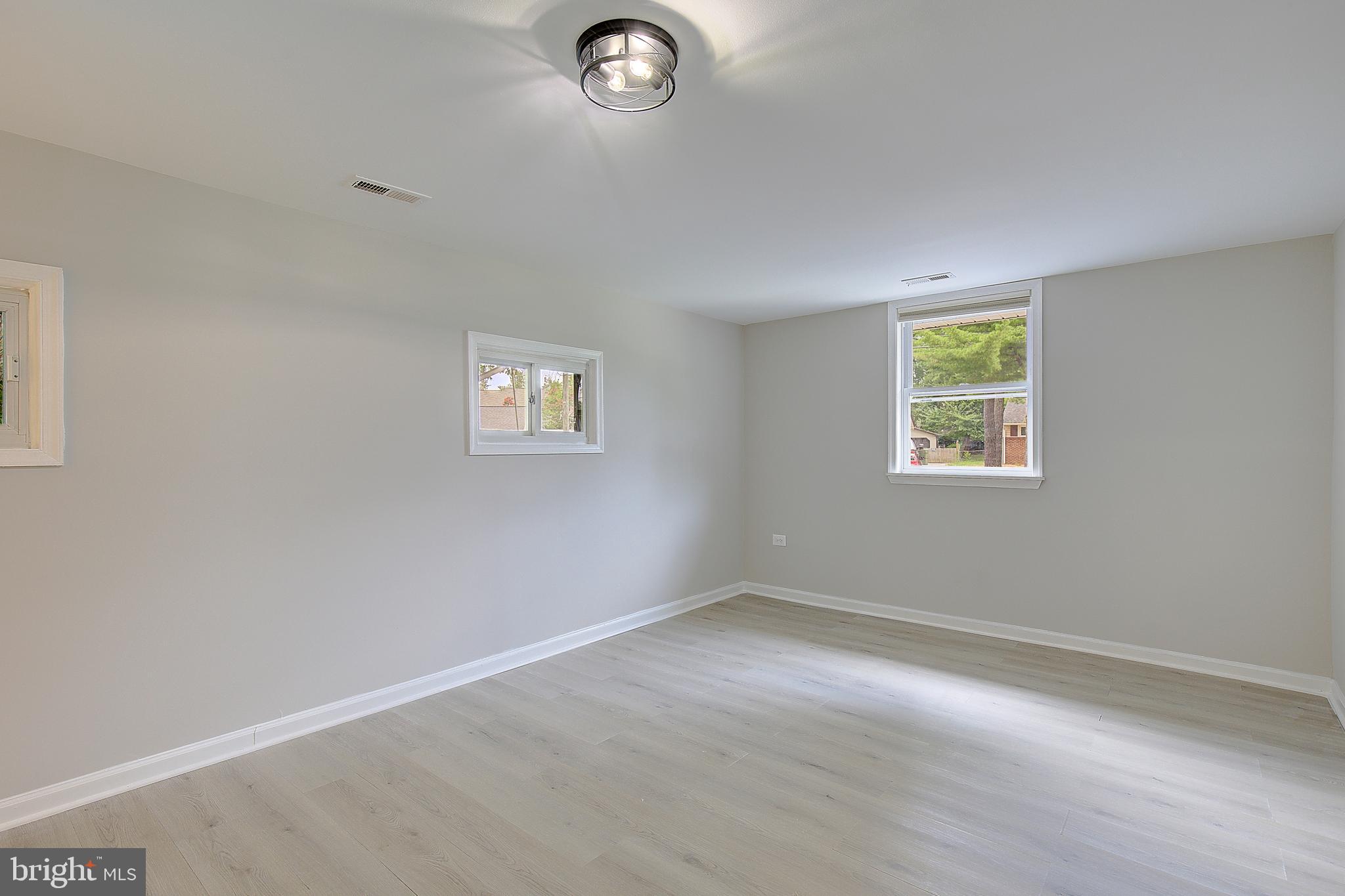 KINGS HEIGHTS - Residential