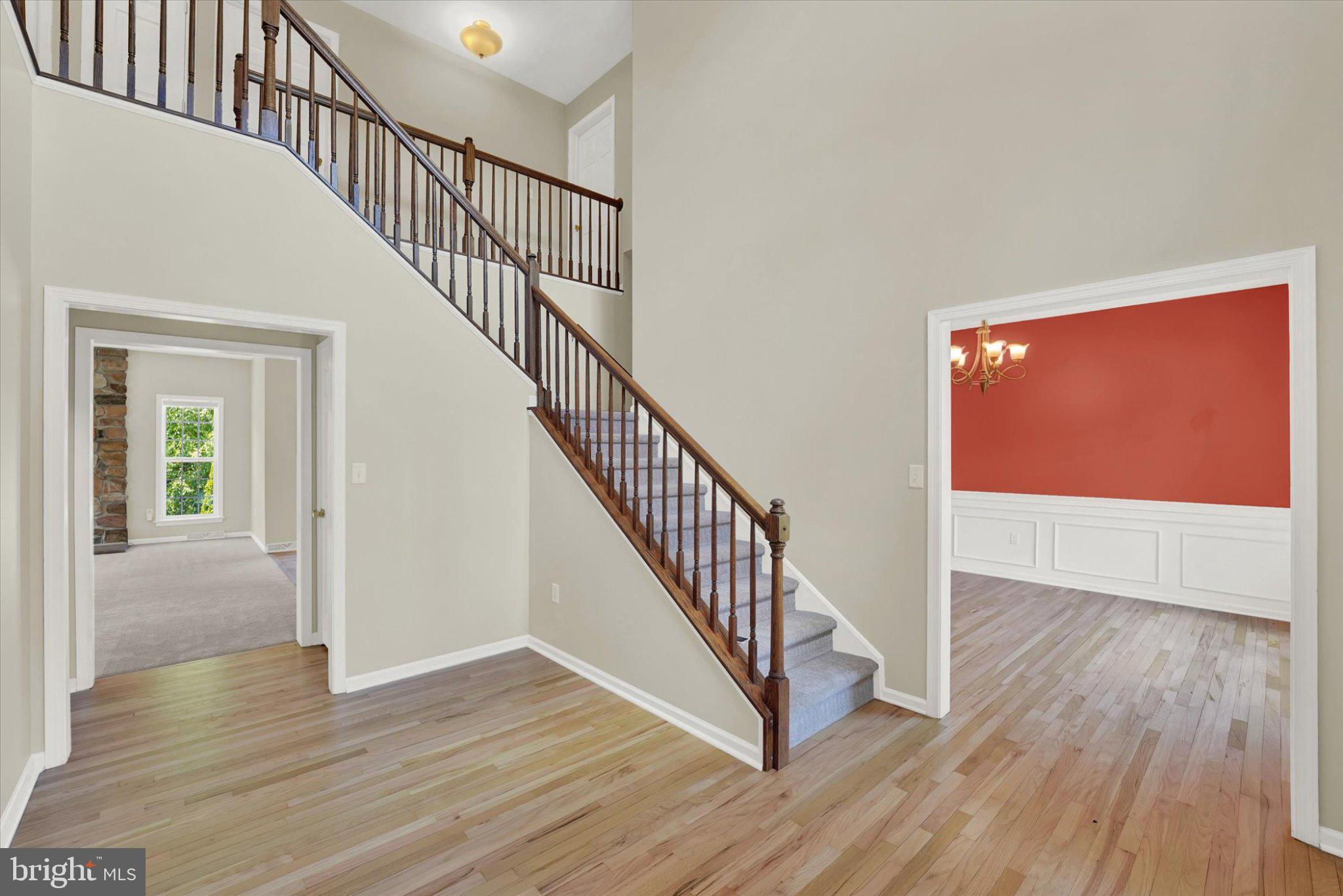 LAMBORN HUNT - Residential