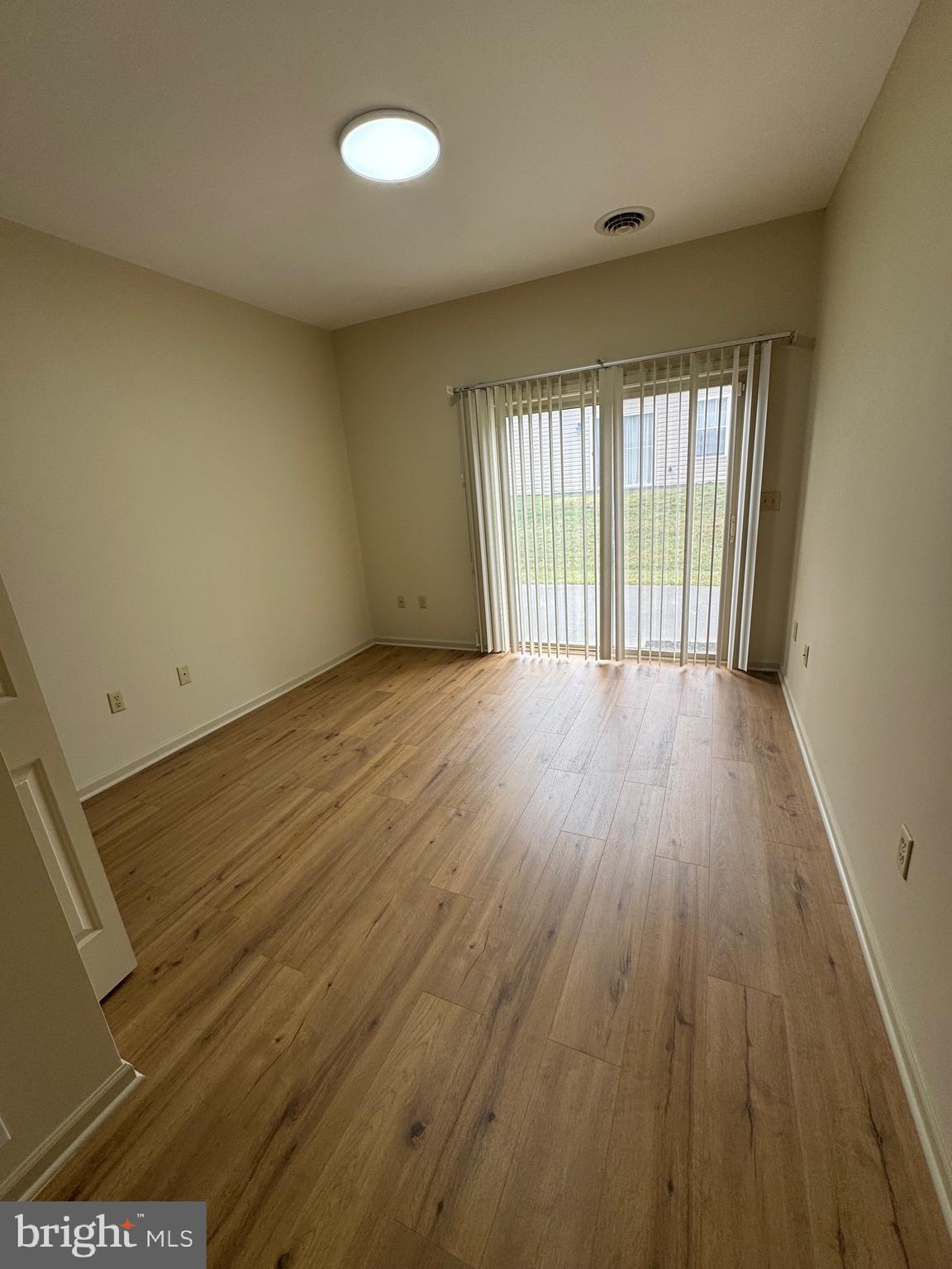 MEADOWVIEW VILLAGE - Residential