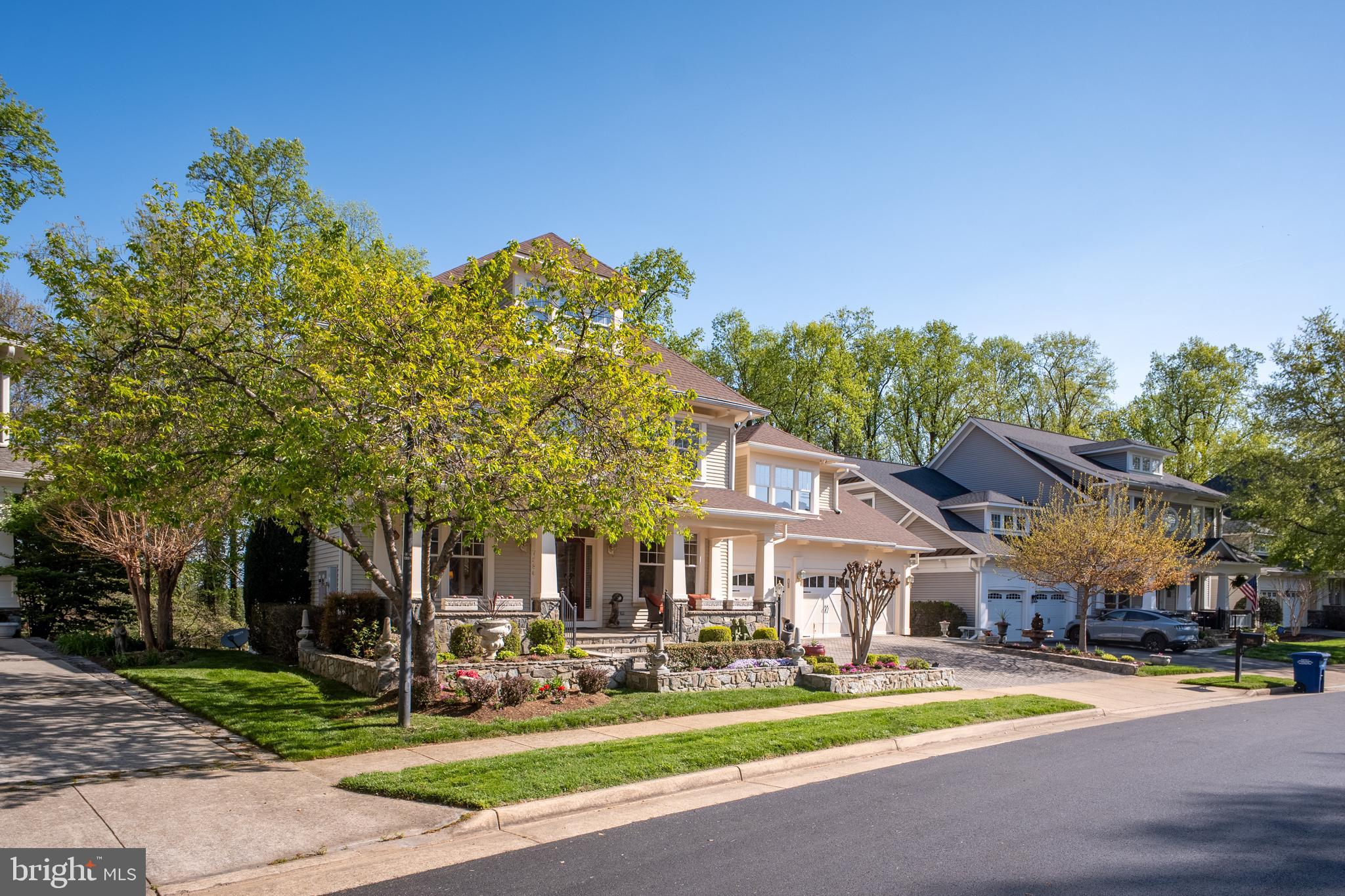 HIGHLAND ESTATES - Residential