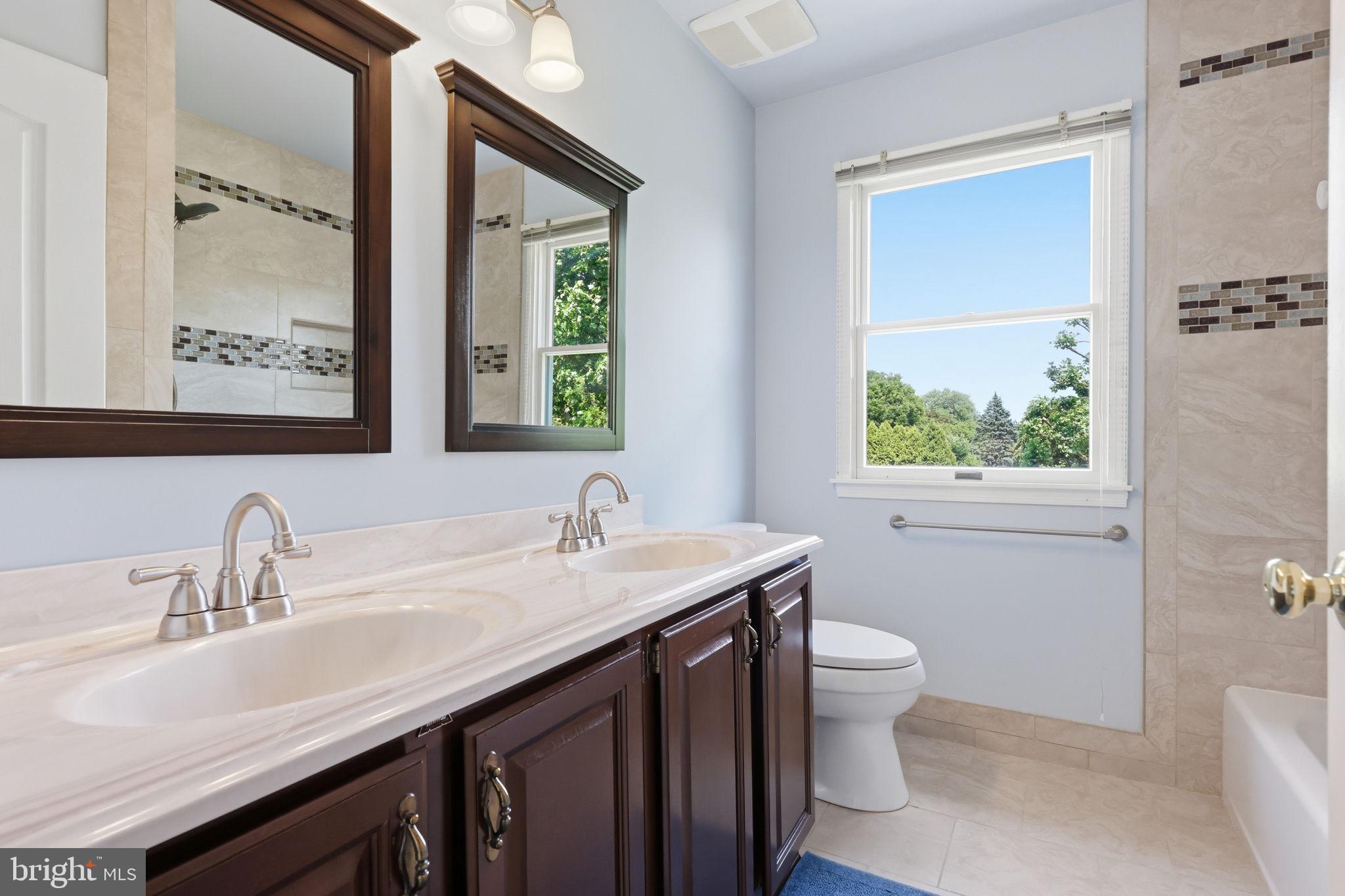 YARDLEY CREST - Residential
