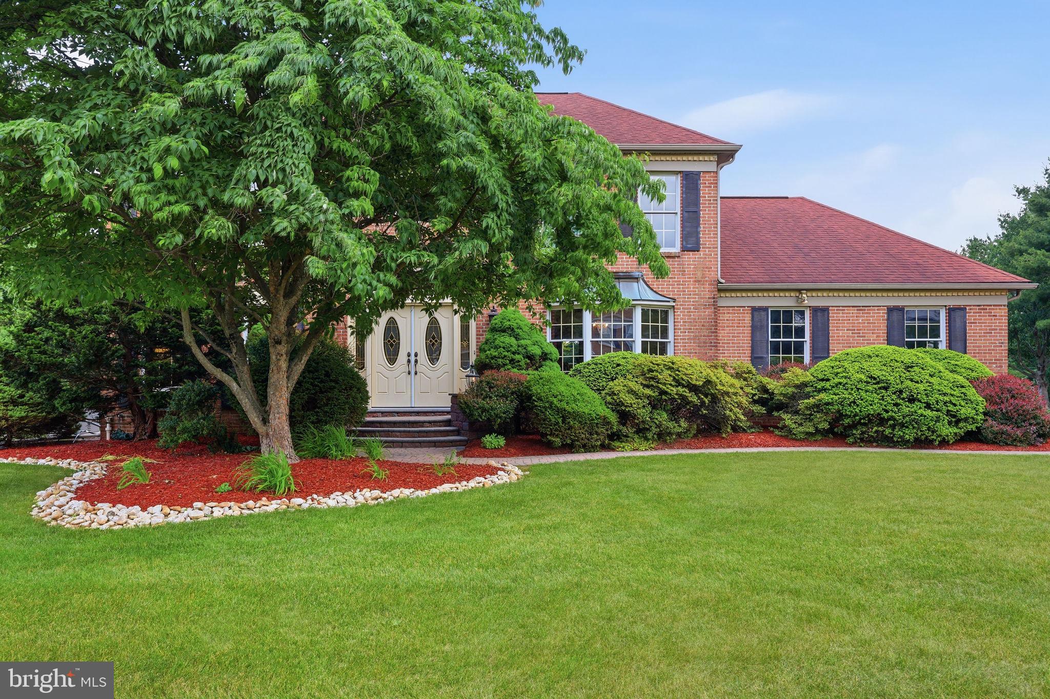 YARDLEY CREST - Residential