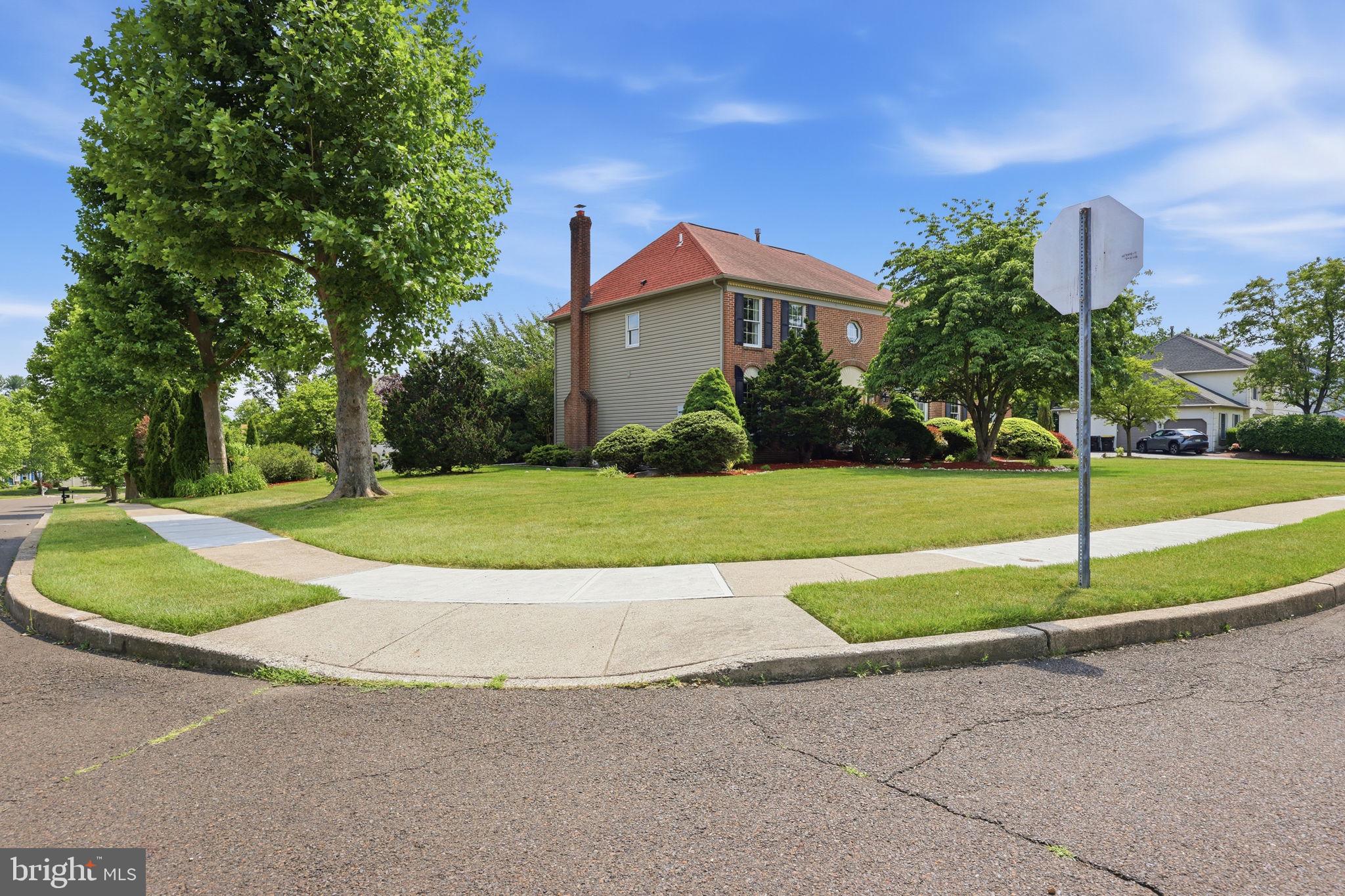 YARDLEY CREST - Residential