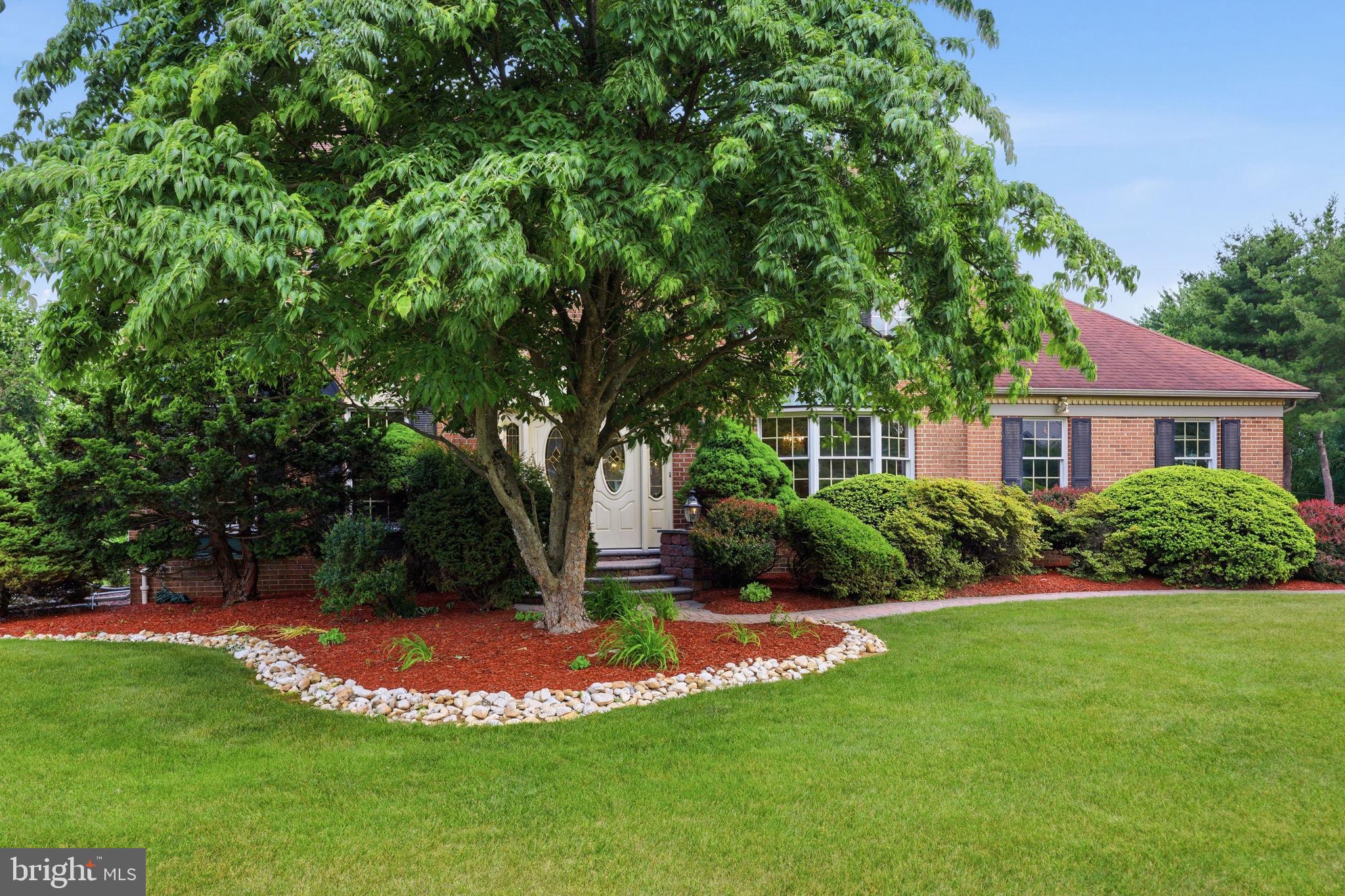 YARDLEY CREST - Residential