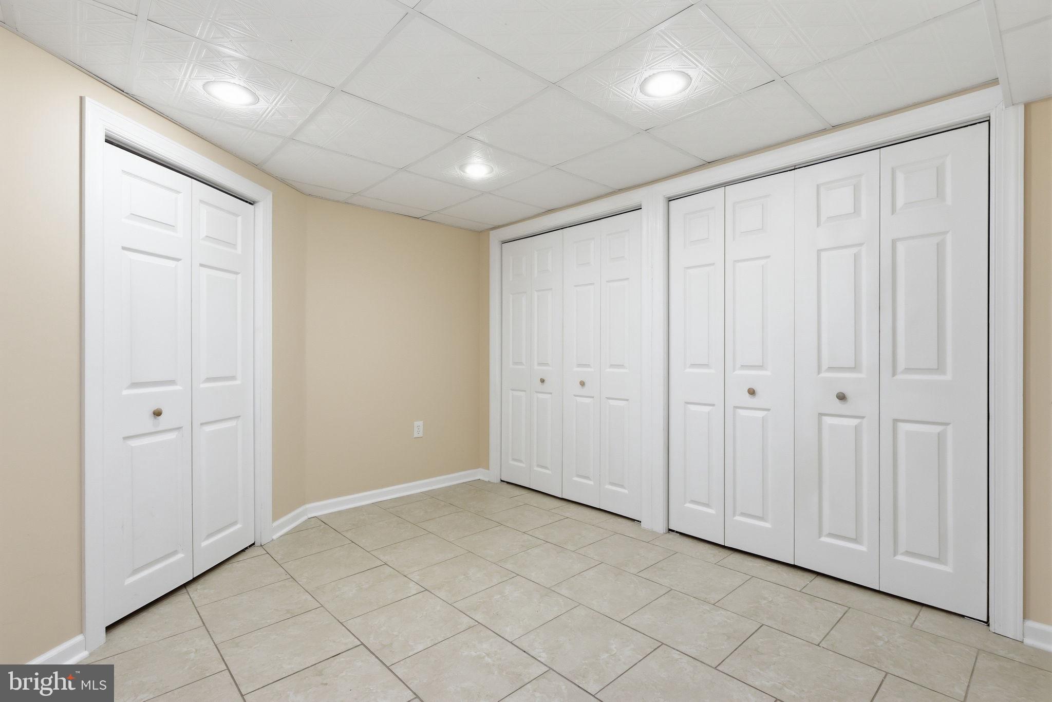 YARDLEY CREST - Residential