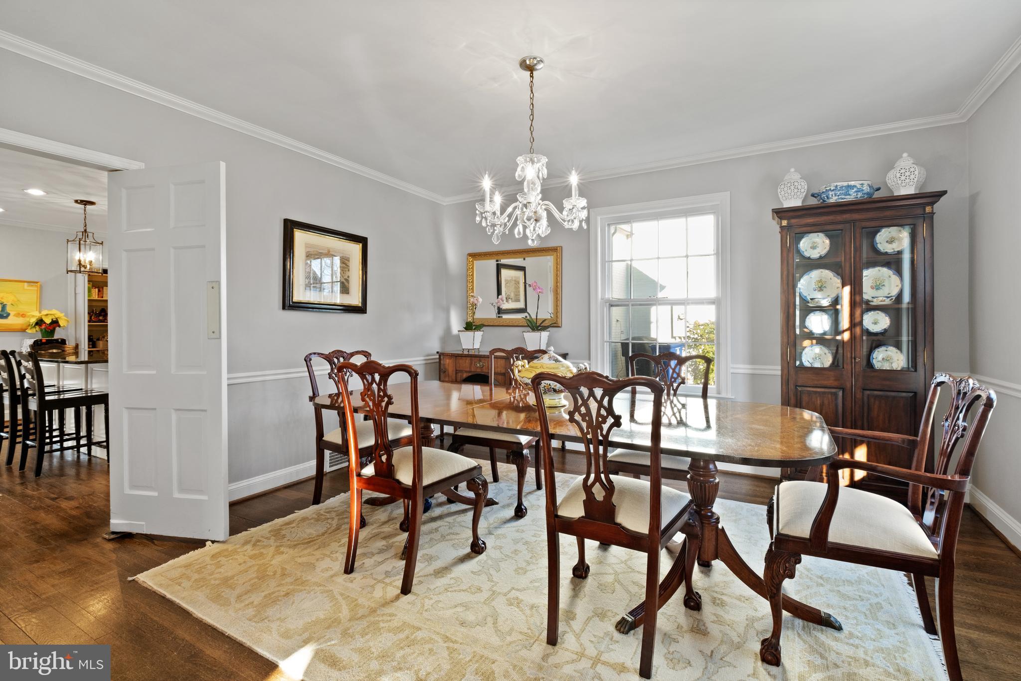 COUNTRY CLUB HILLS - Residential