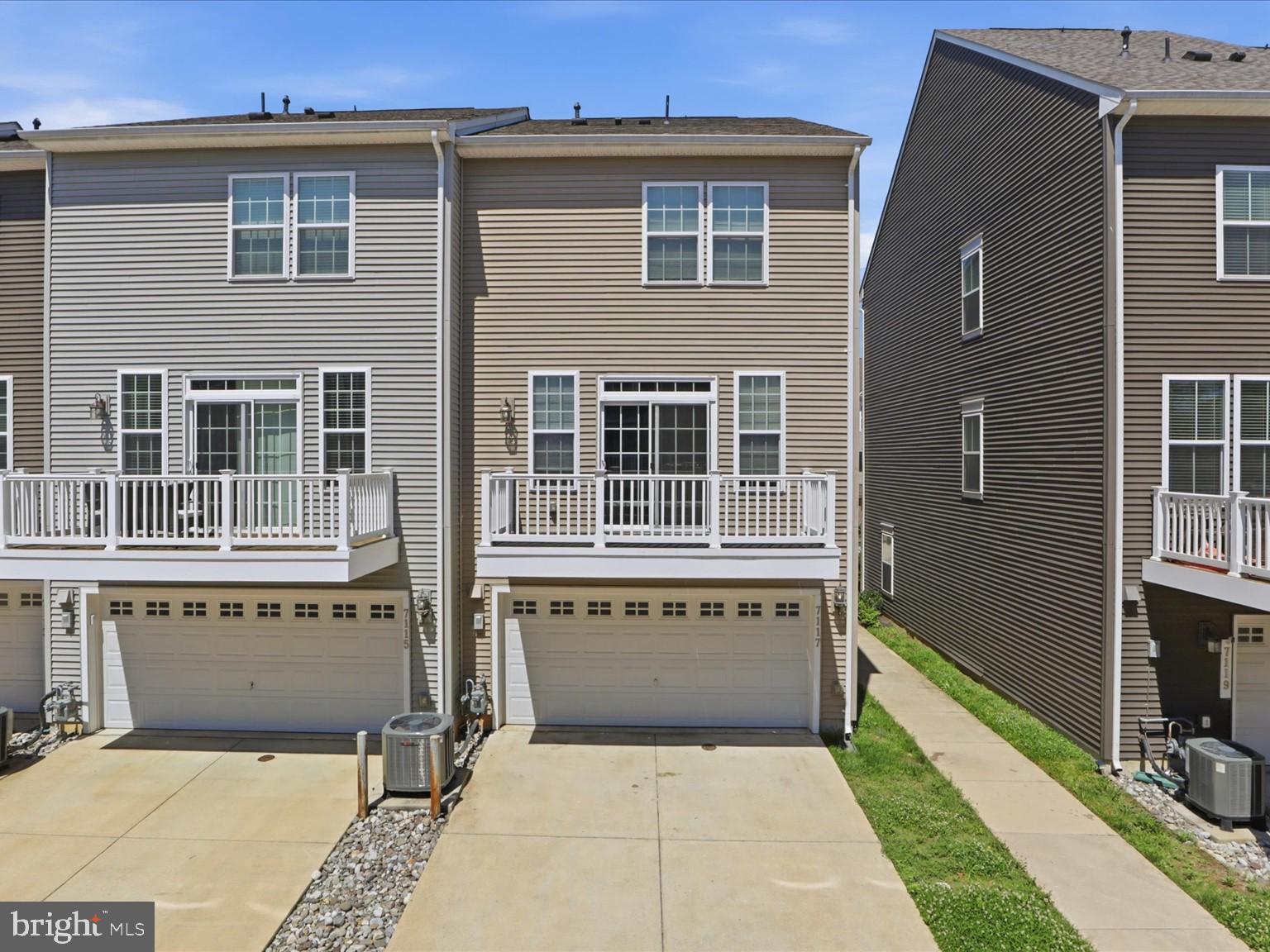 HYATTSVILLE - Residential