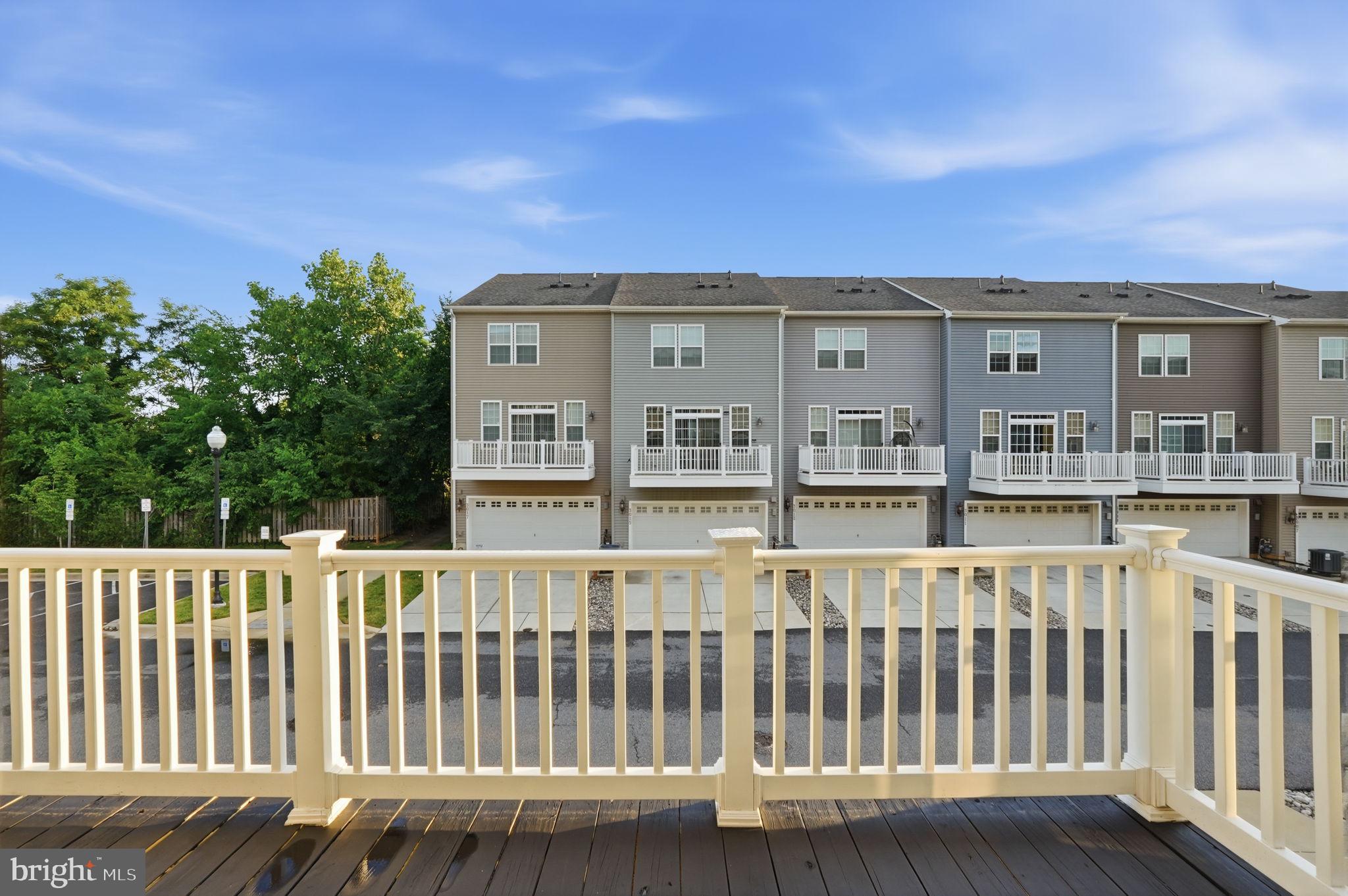 HYATTSVILLE - Residential