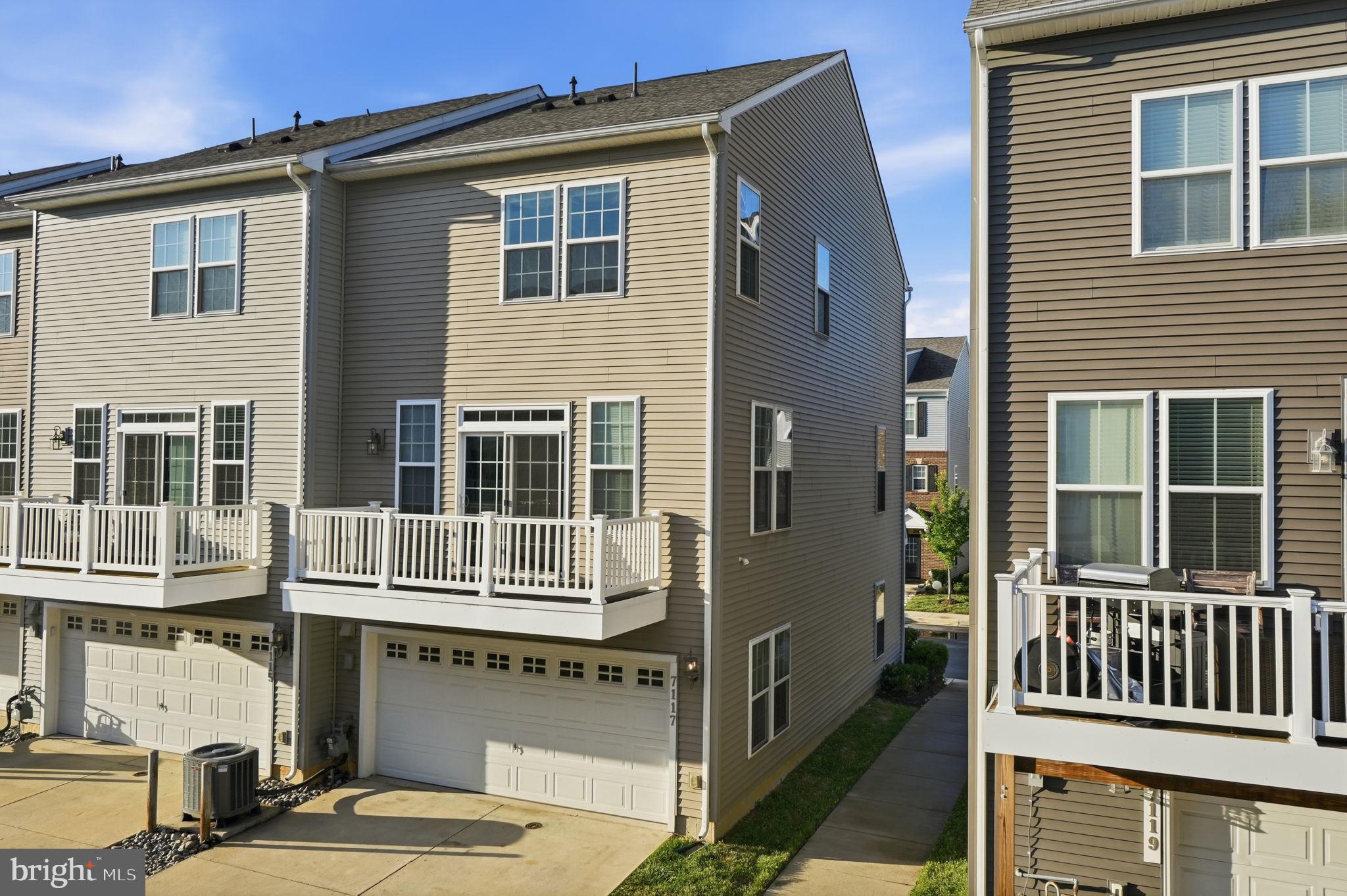 HYATTSVILLE - Residential