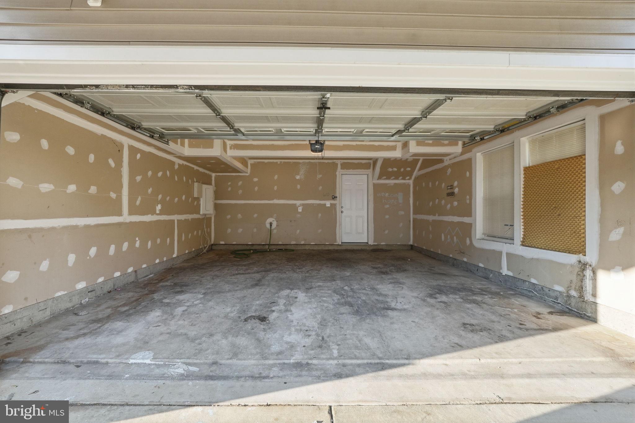 HYATTSVILLE - Residential
