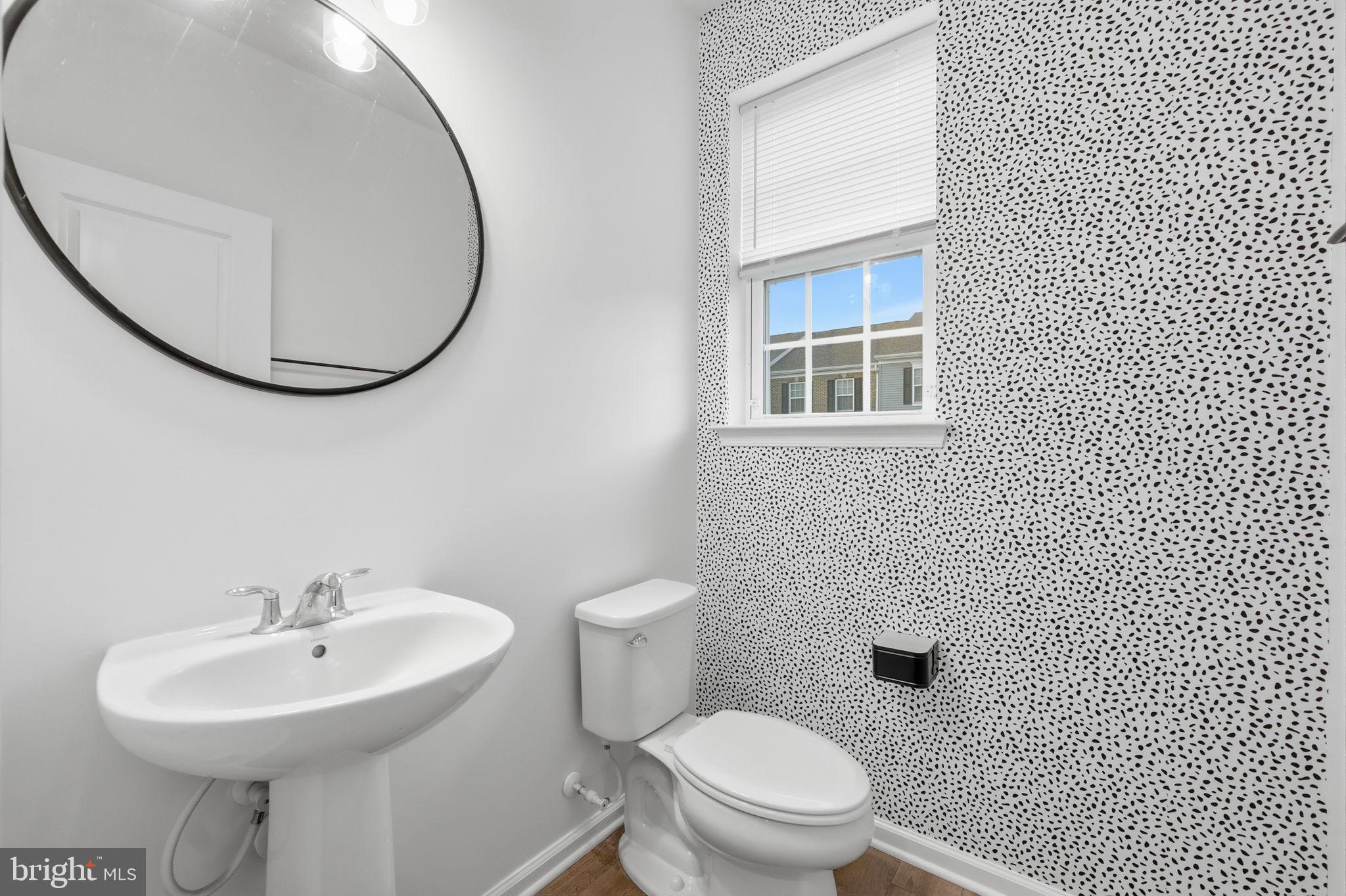 HYATTSVILLE - Residential