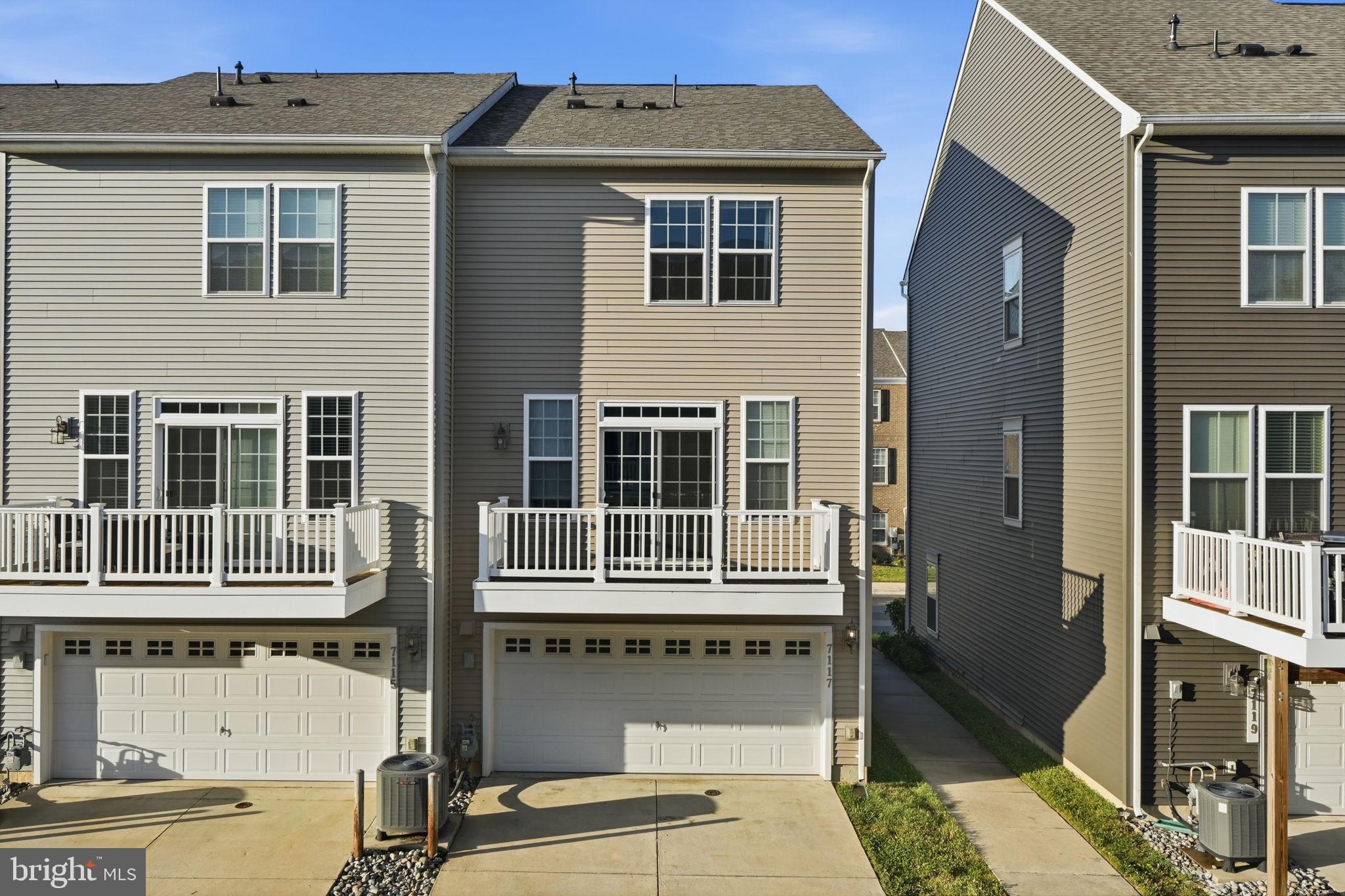 HYATTSVILLE - Residential