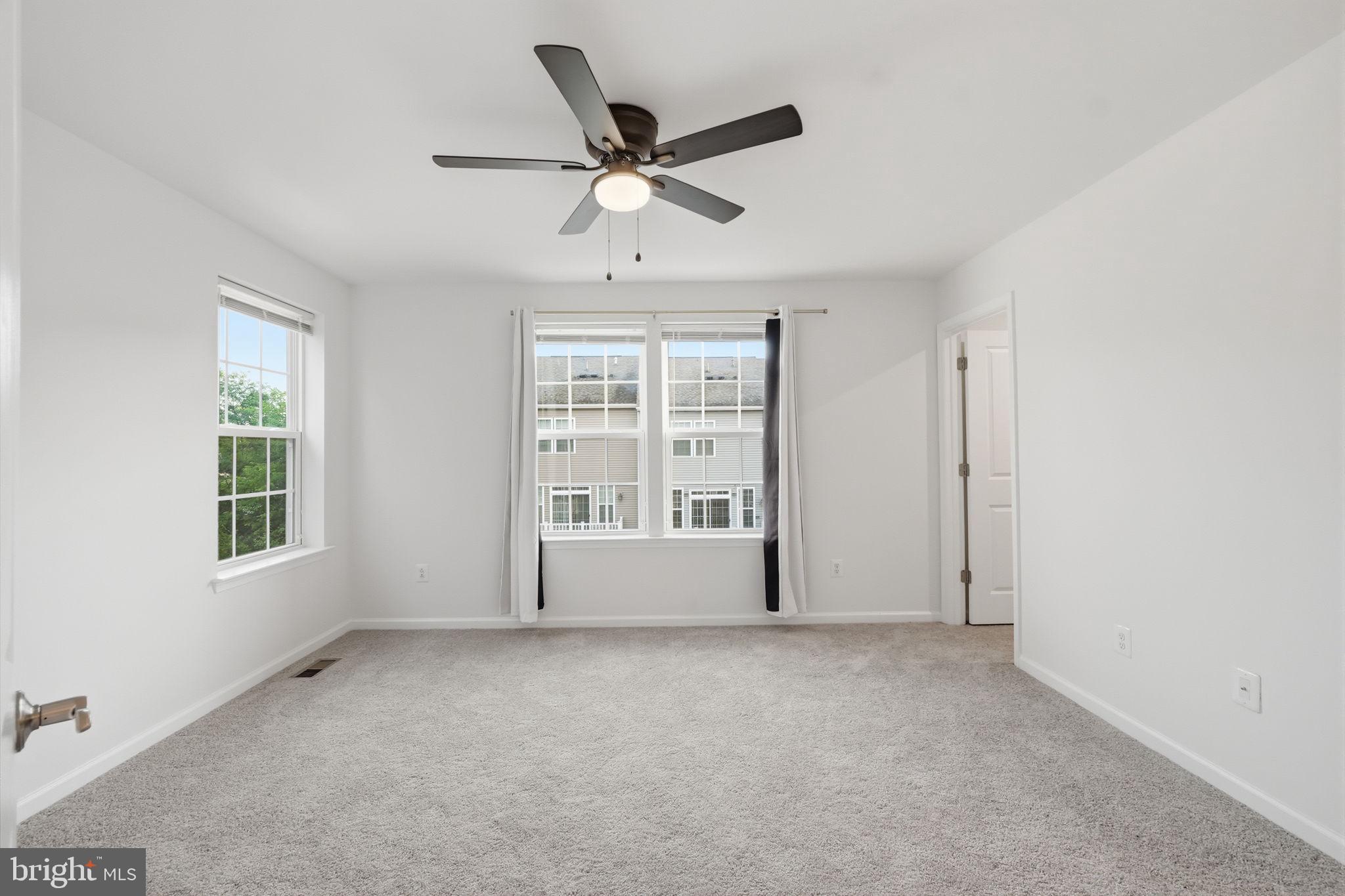 HYATTSVILLE - Residential