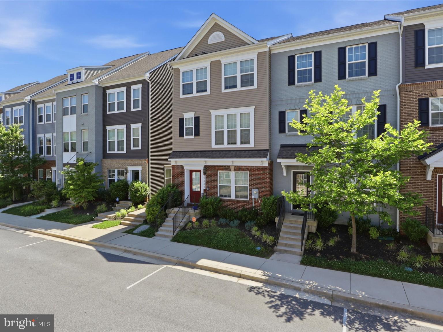 HYATTSVILLE - Residential