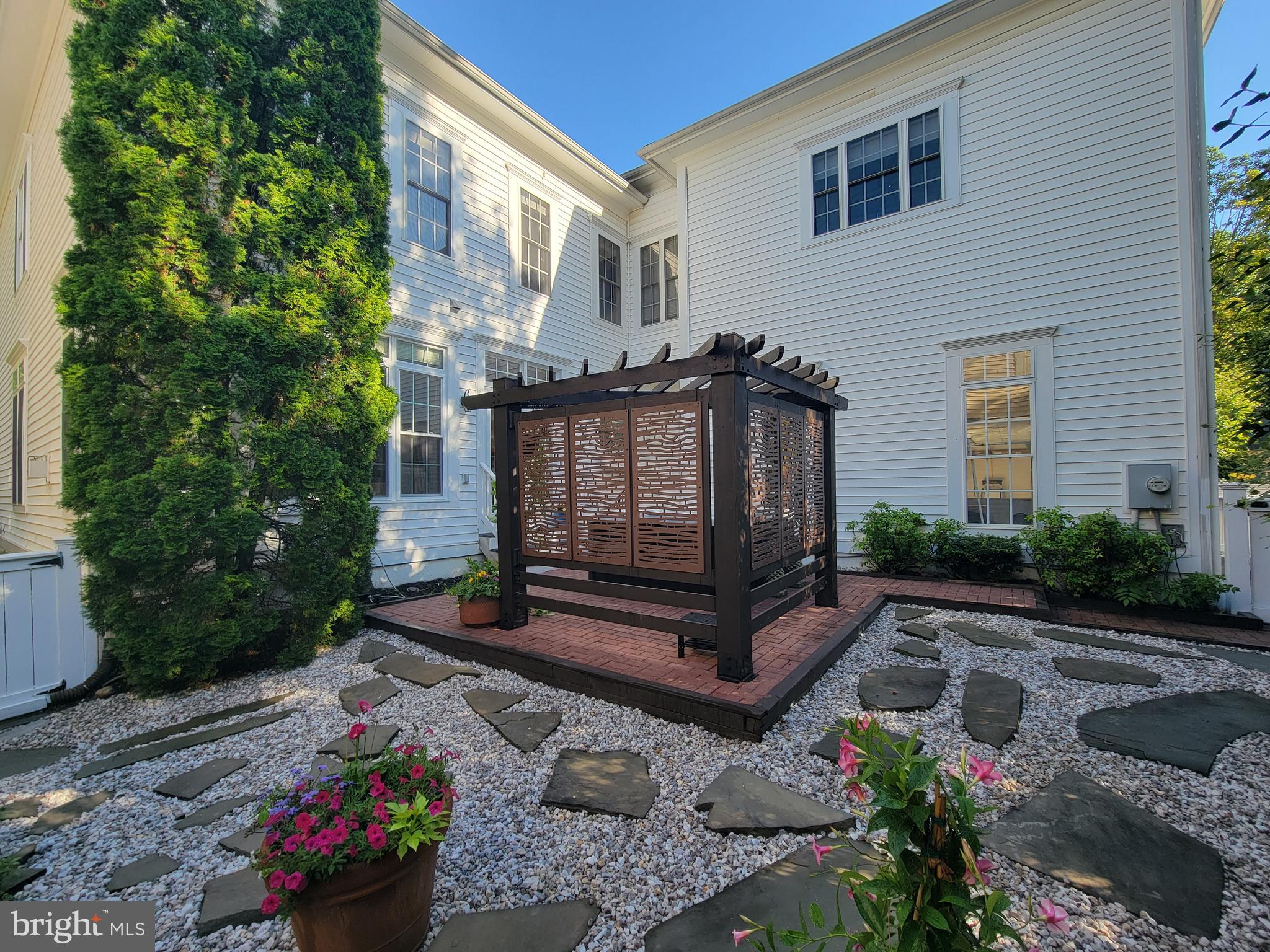 KING FARM WATKINS POND - Residential