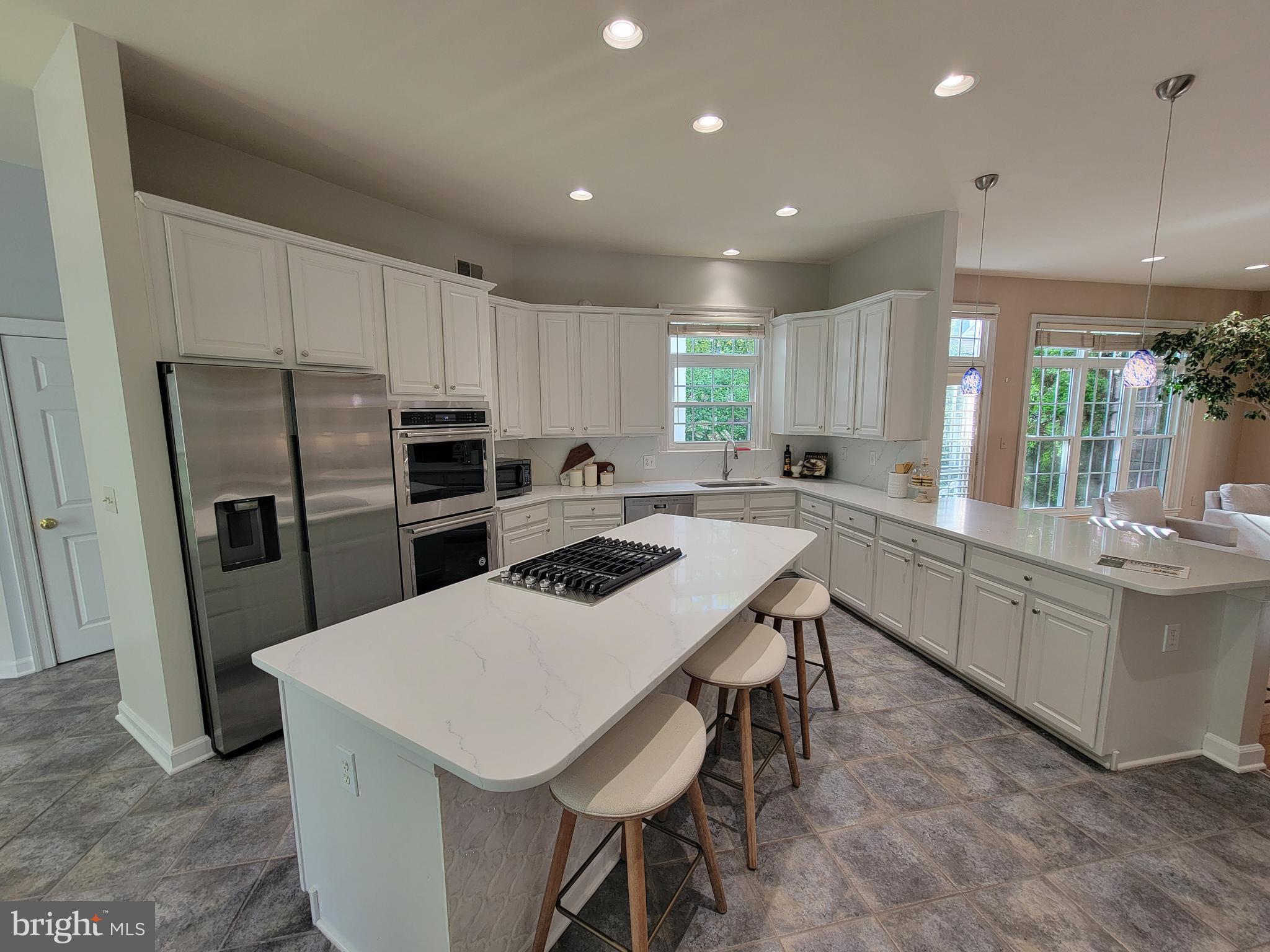 KING FARM WATKINS POND - Residential