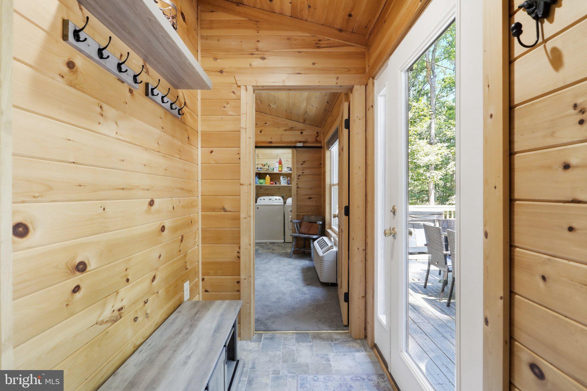 THE WOODS - Residential