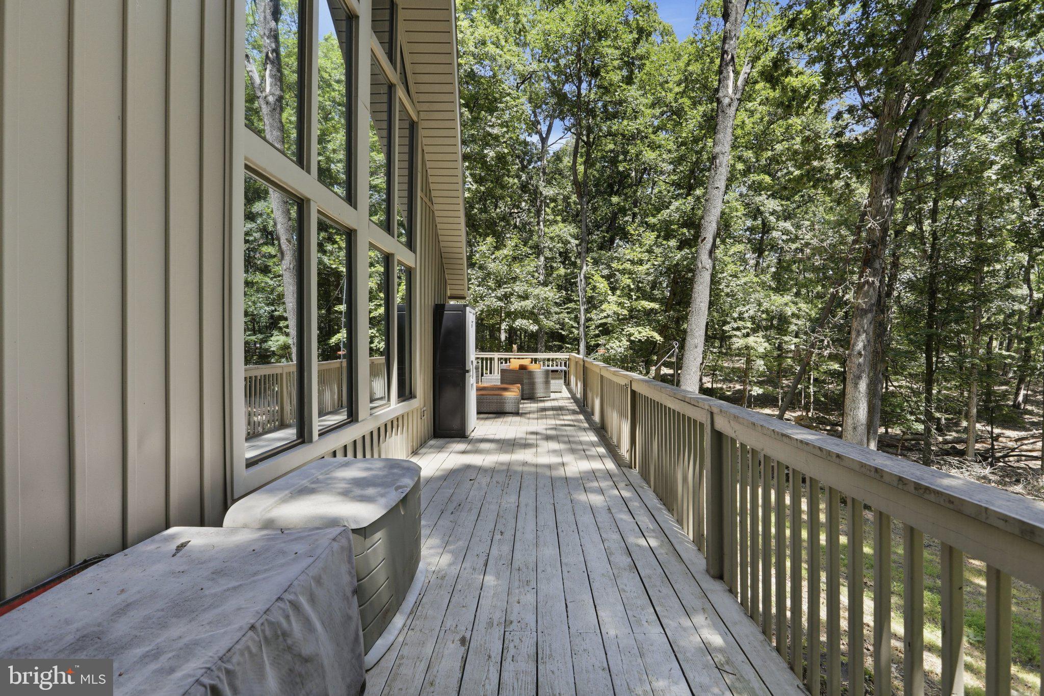 THE WOODS - Residential