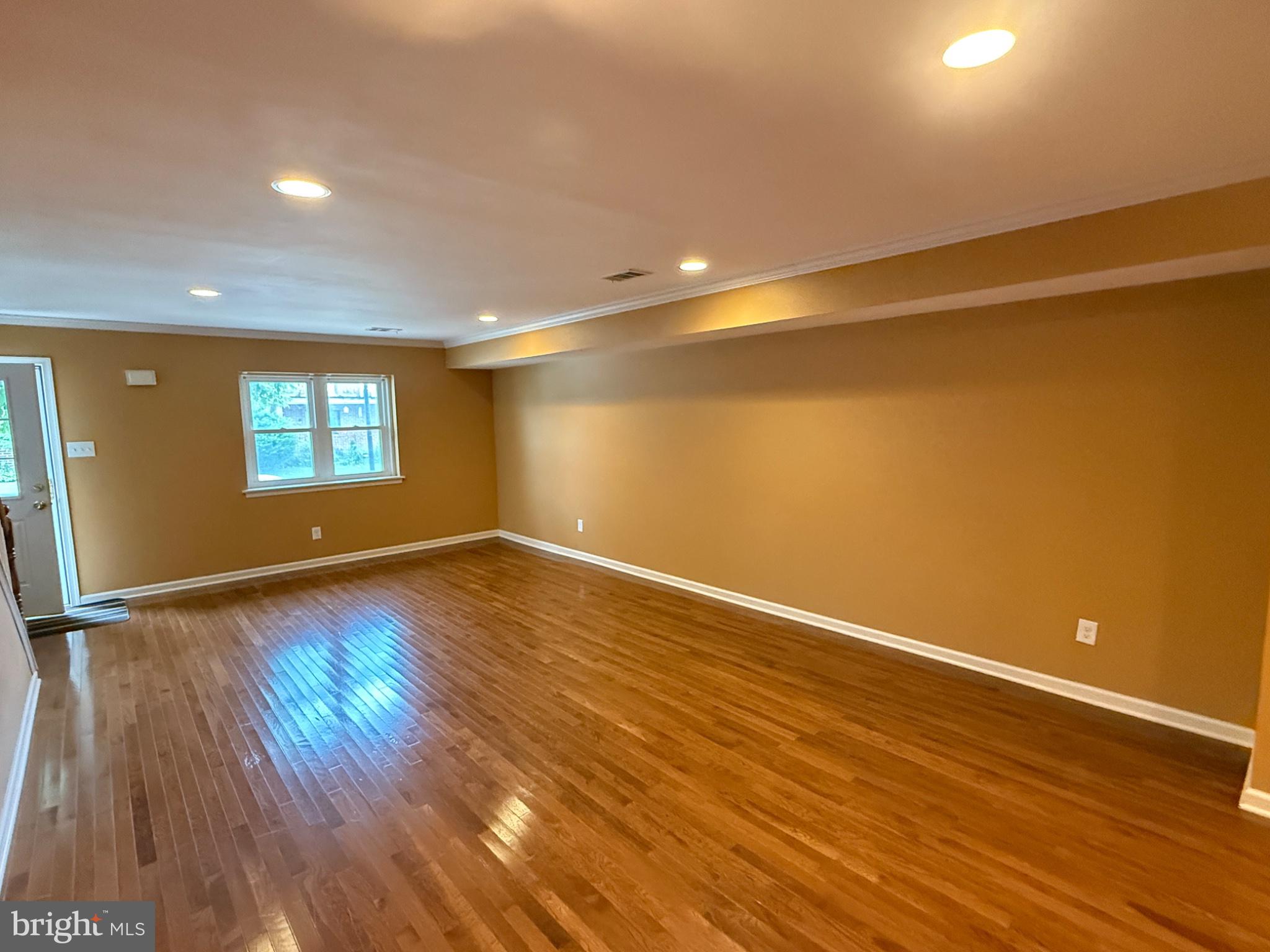 BRYN ERIN - Residential