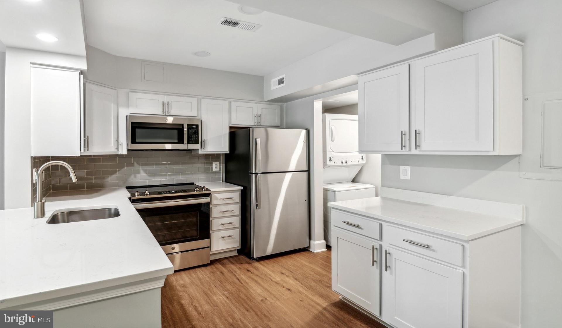 CATHEDRAL HEIGHTS - Residential Lease