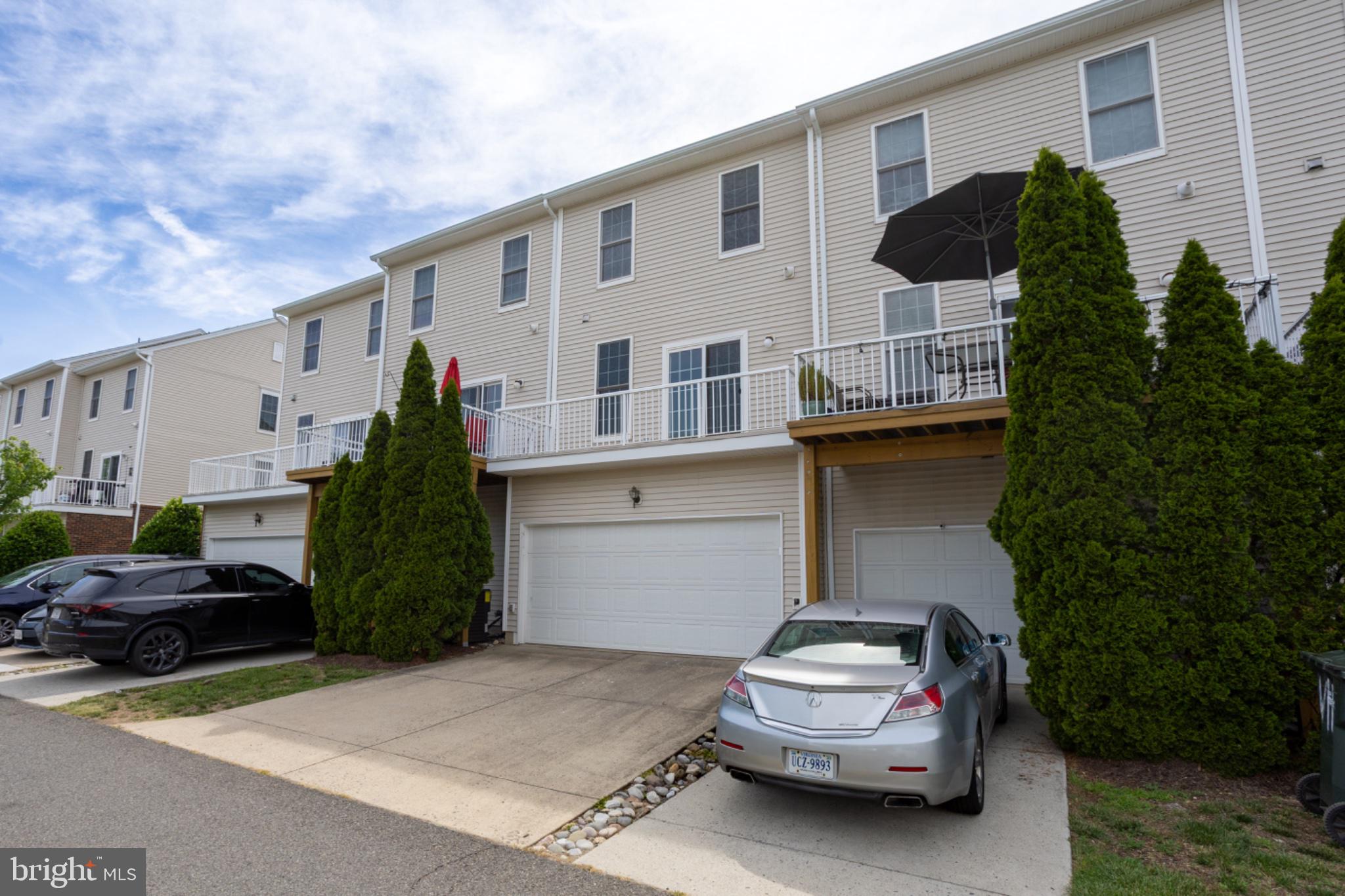 AMBERLEA AT SOUTH RIDING - Residential