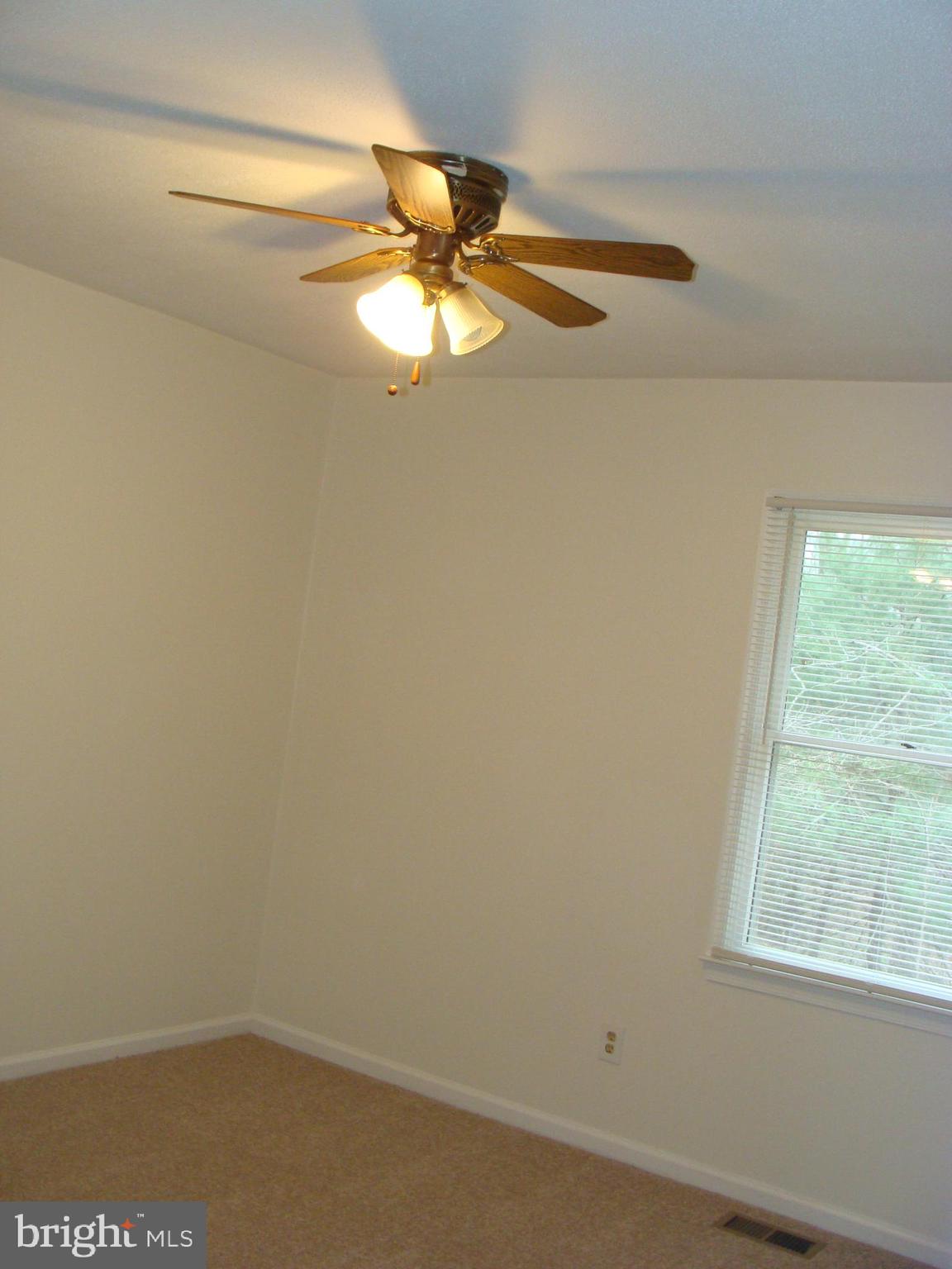 METES & BOUNDS - Residential Lease
