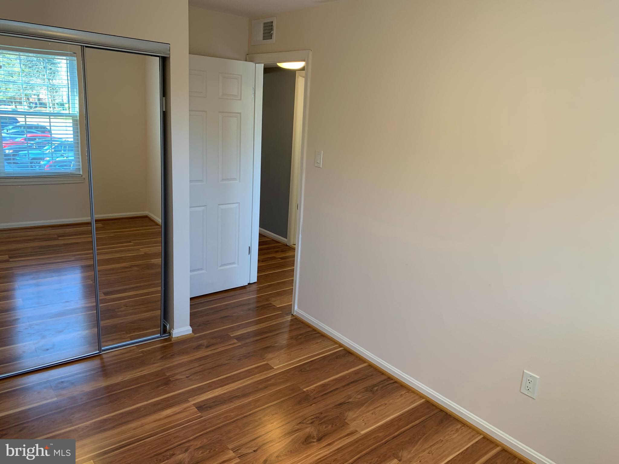LONGMEAD CROSSING - Residential Lease