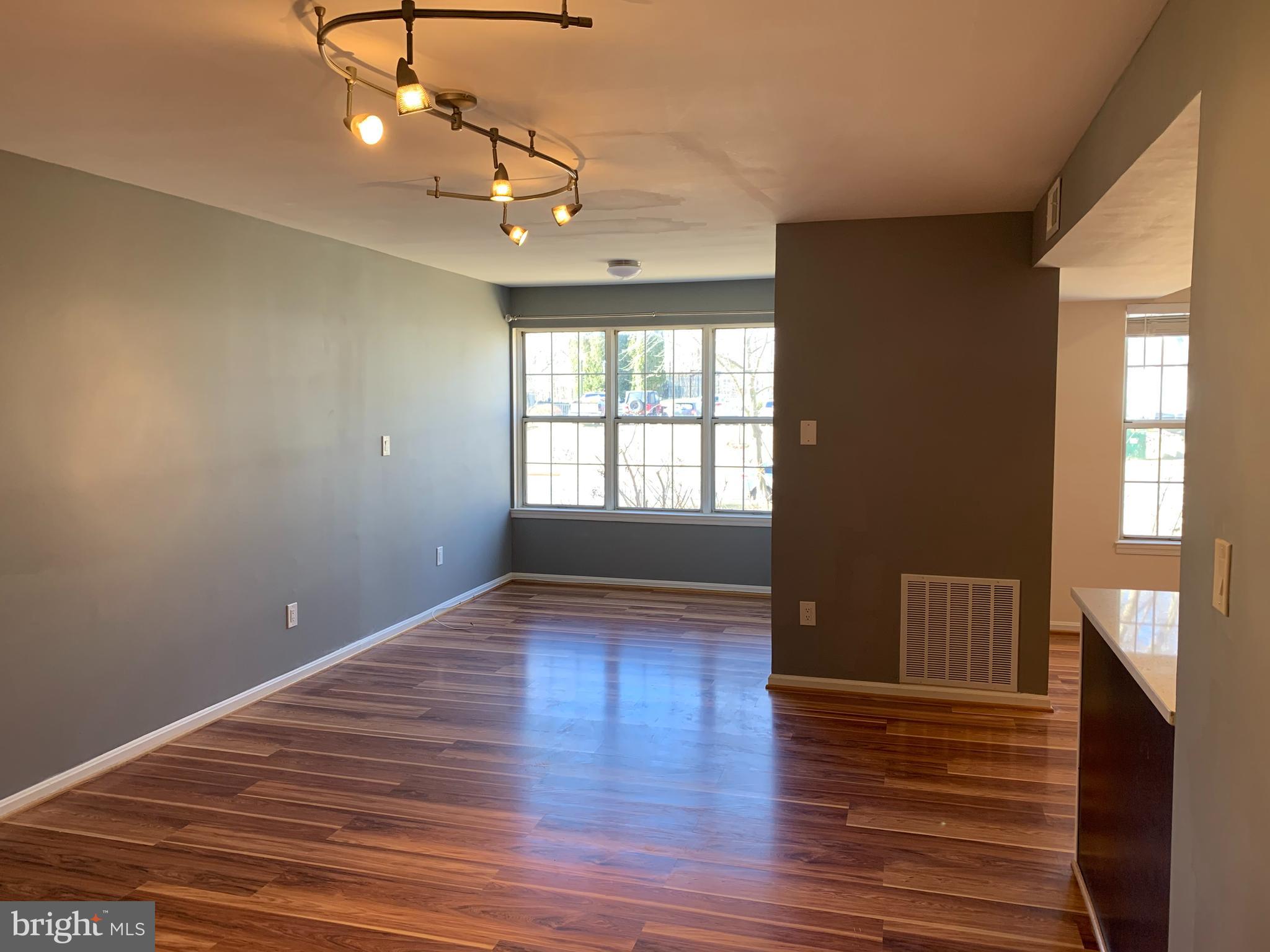 LONGMEAD CROSSING - Residential Lease