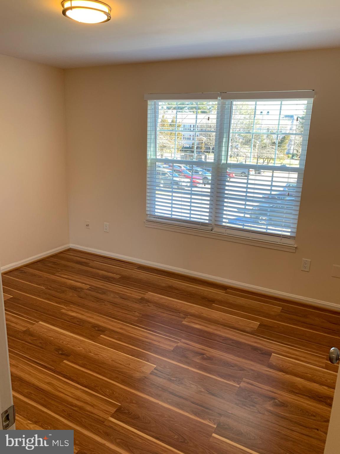 LONGMEAD CROSSING - Residential Lease