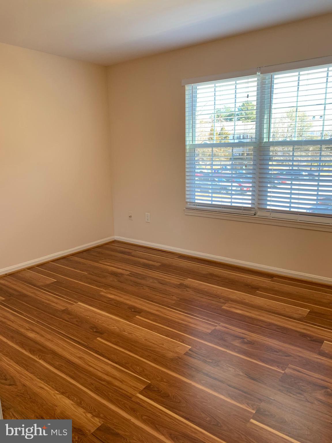 LONGMEAD CROSSING - Residential Lease