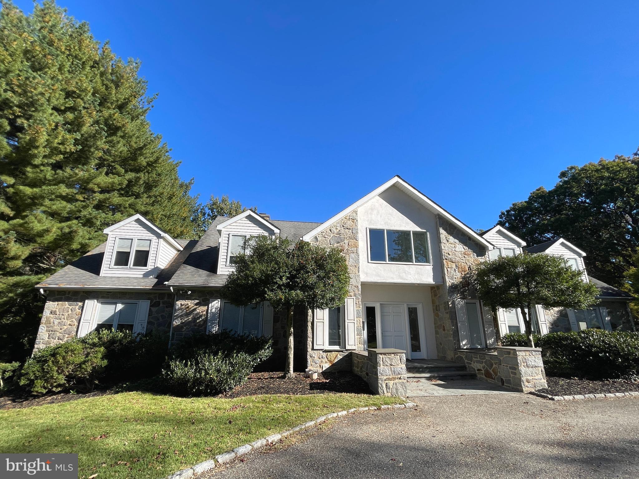 WYNNEWOOD - Residential