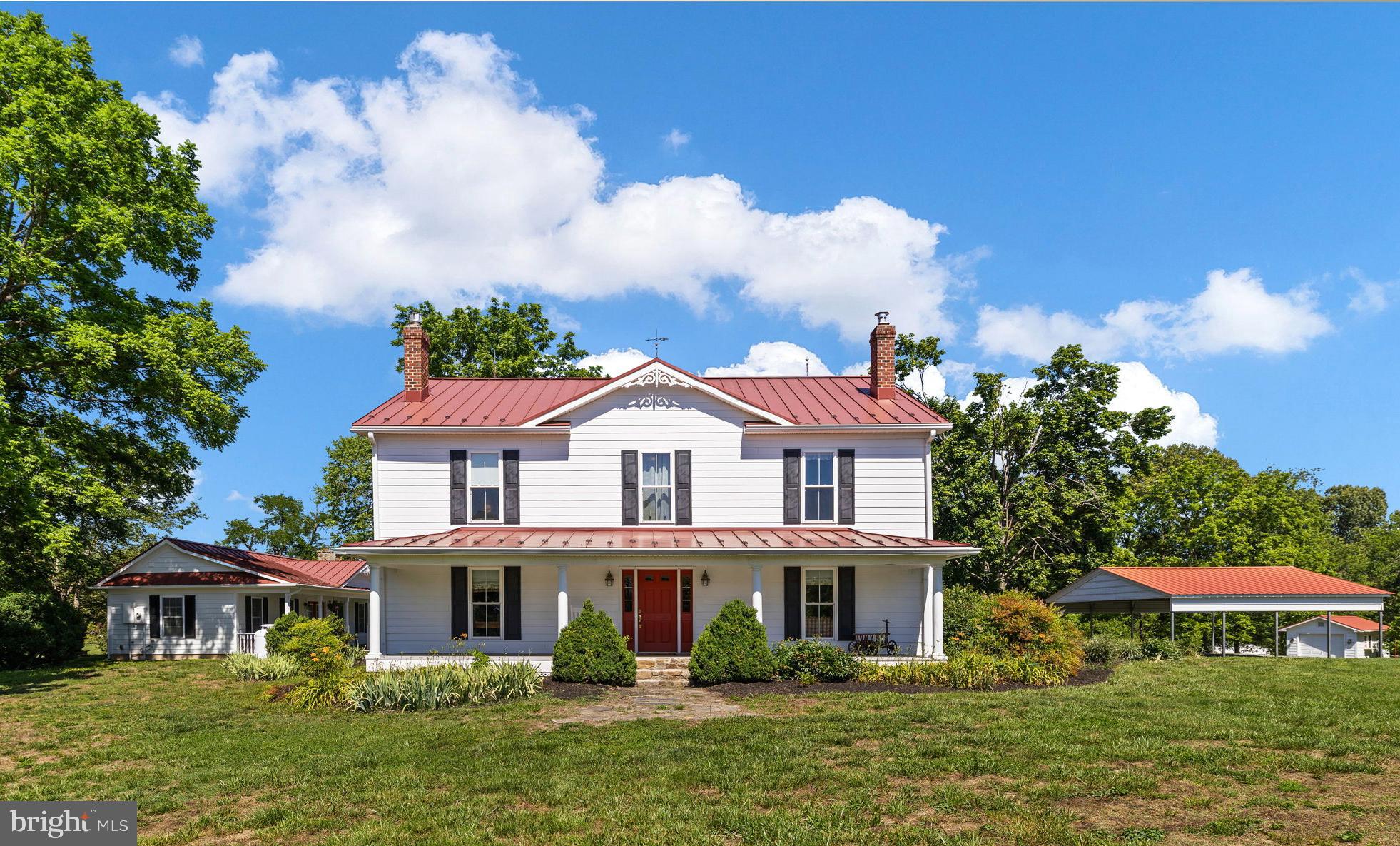 COUNTRYSIDE ON LAKE ANNA - Residential